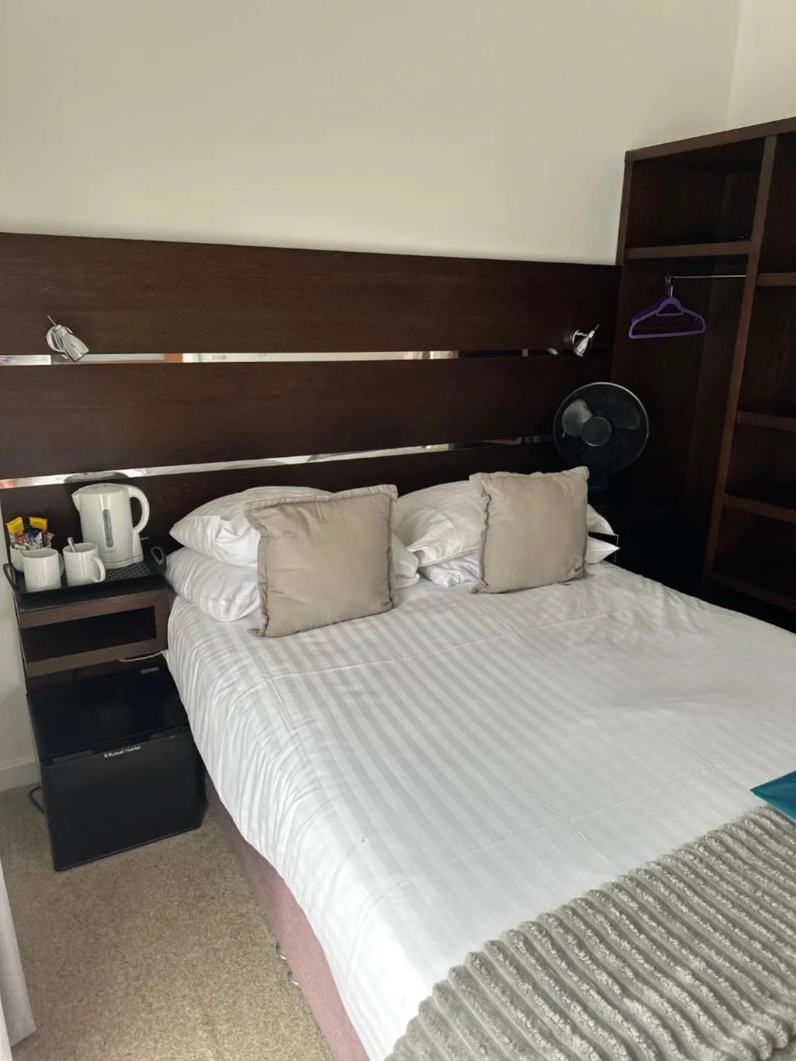 Bed in Rooms at the Inn