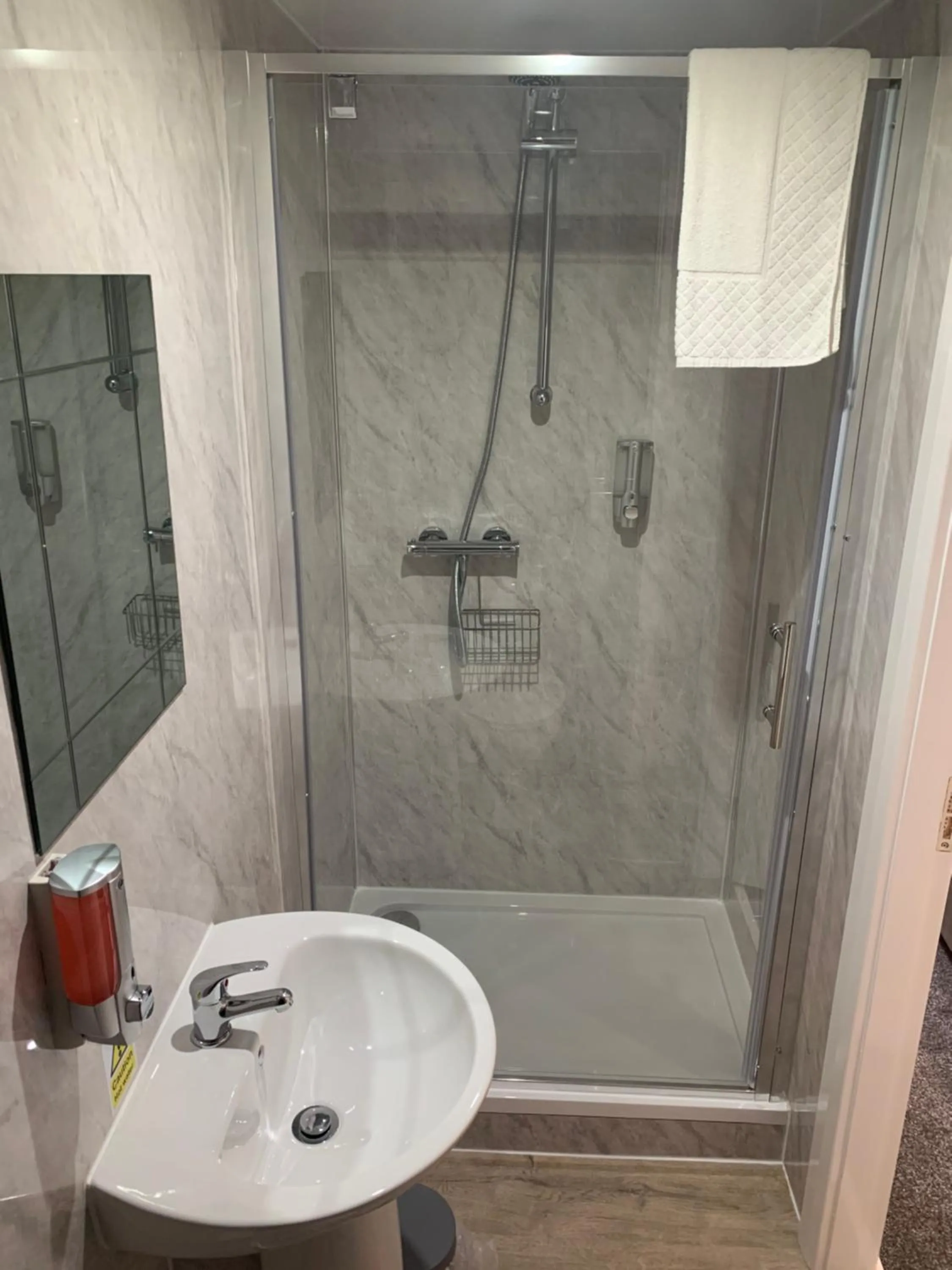 Shower in Rooms at the Inn