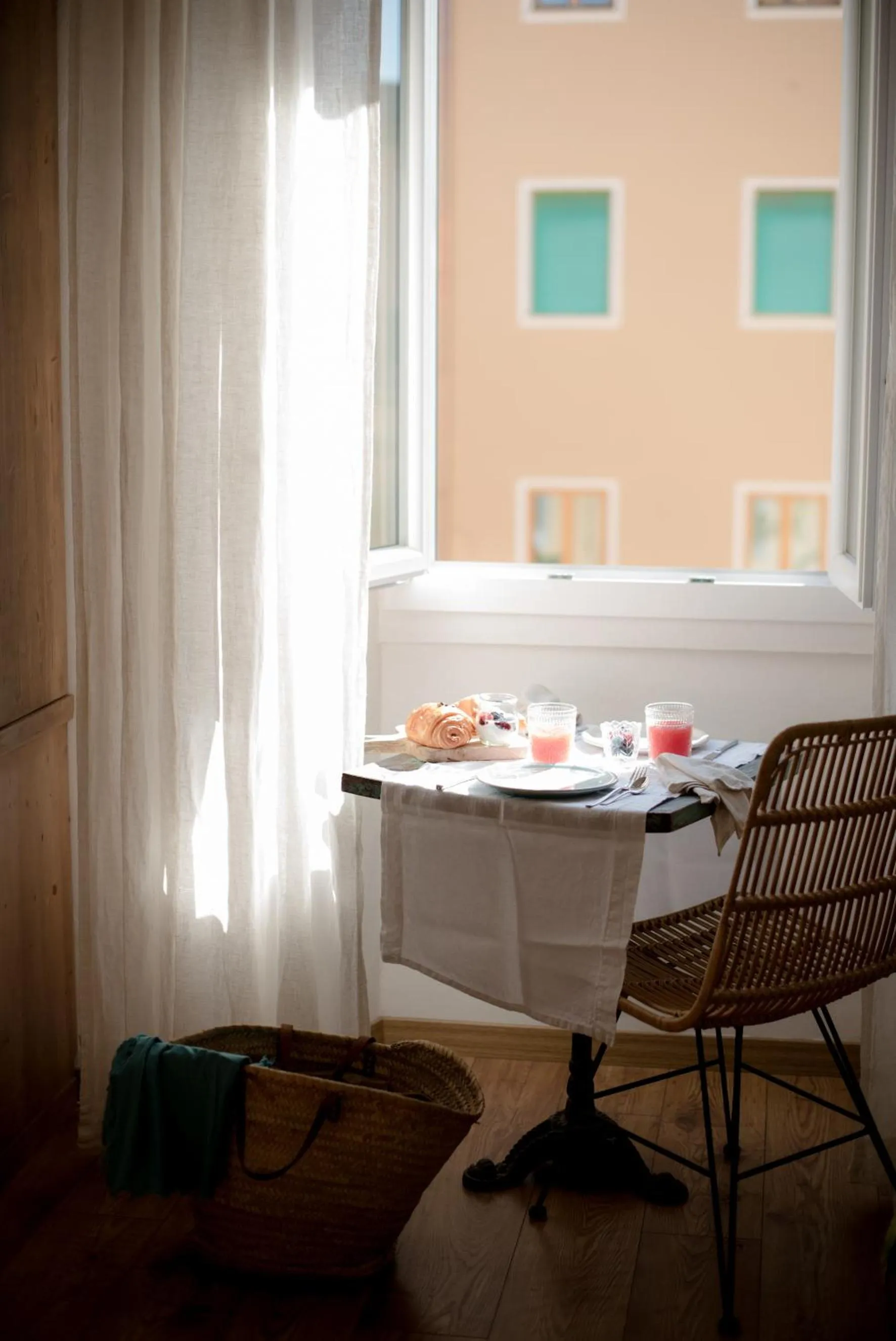 Food and drinks in Indarsena b&b