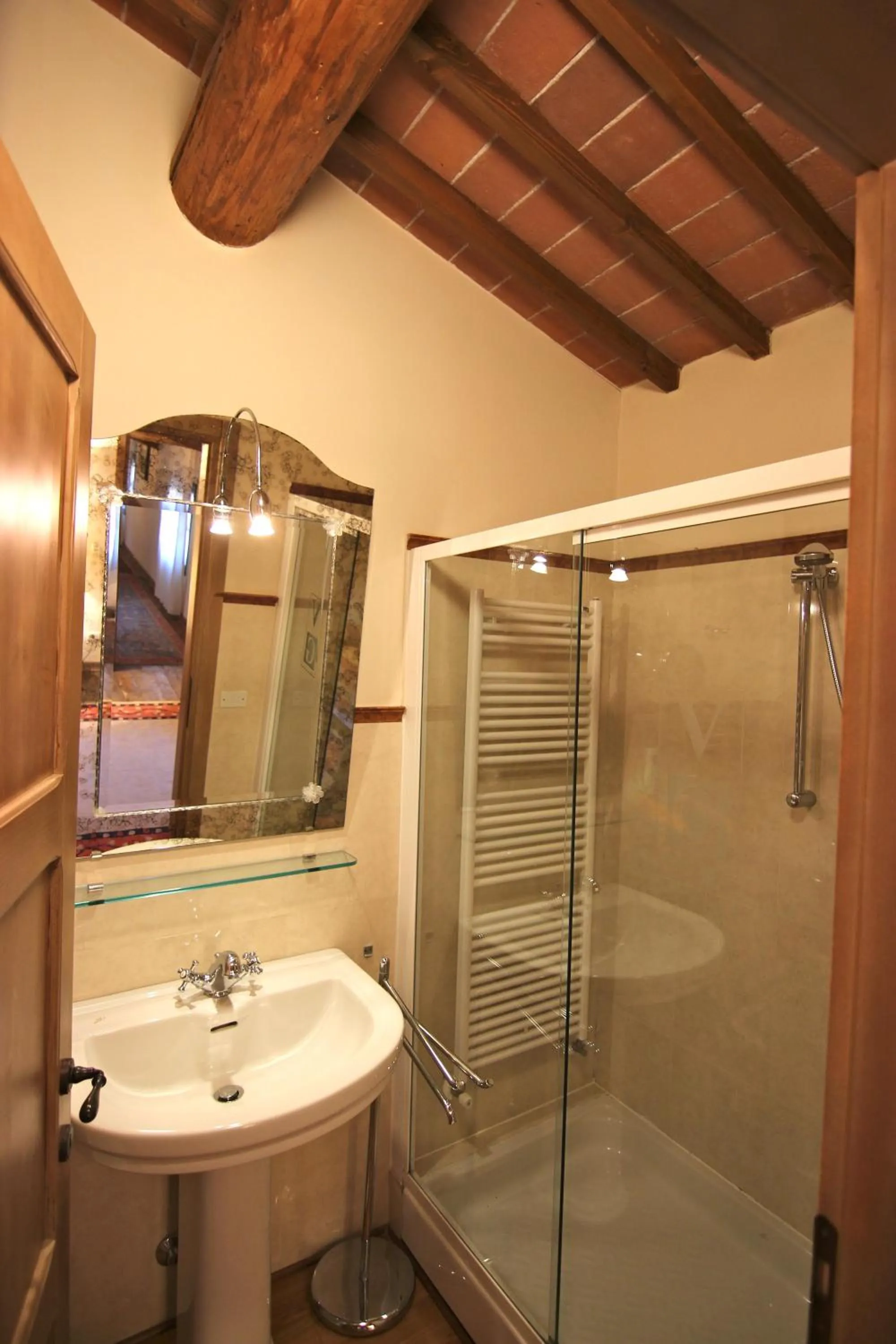 Bathroom in Hotel Villa Giona