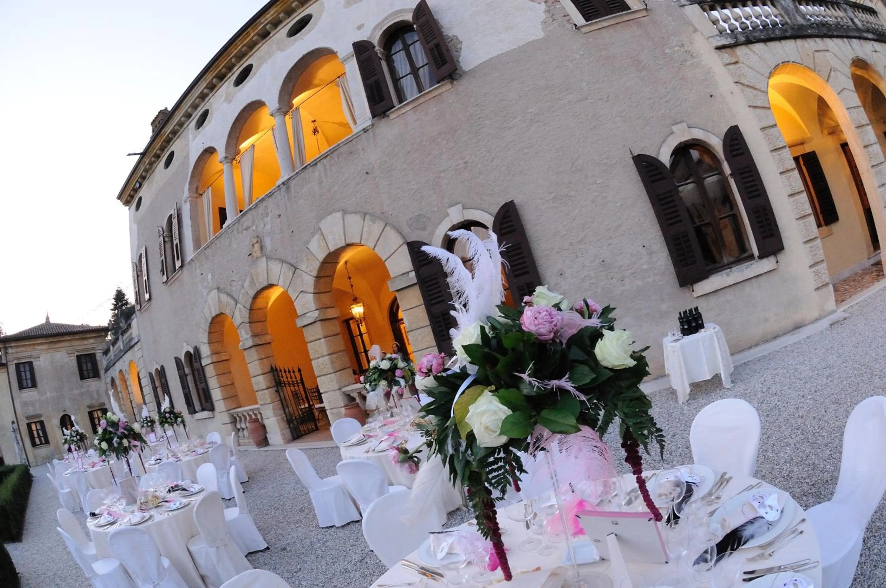 Banquet/Function facilities in Hotel Villa Giona