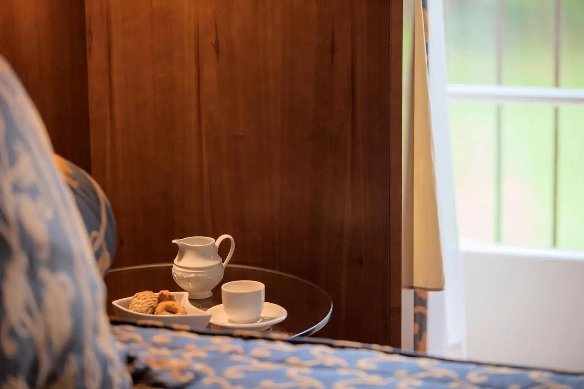 Deluxe Double or Twin Room in Hotel Villa Giona Deluxe Double or Twin Room in Hotel Villa Giona