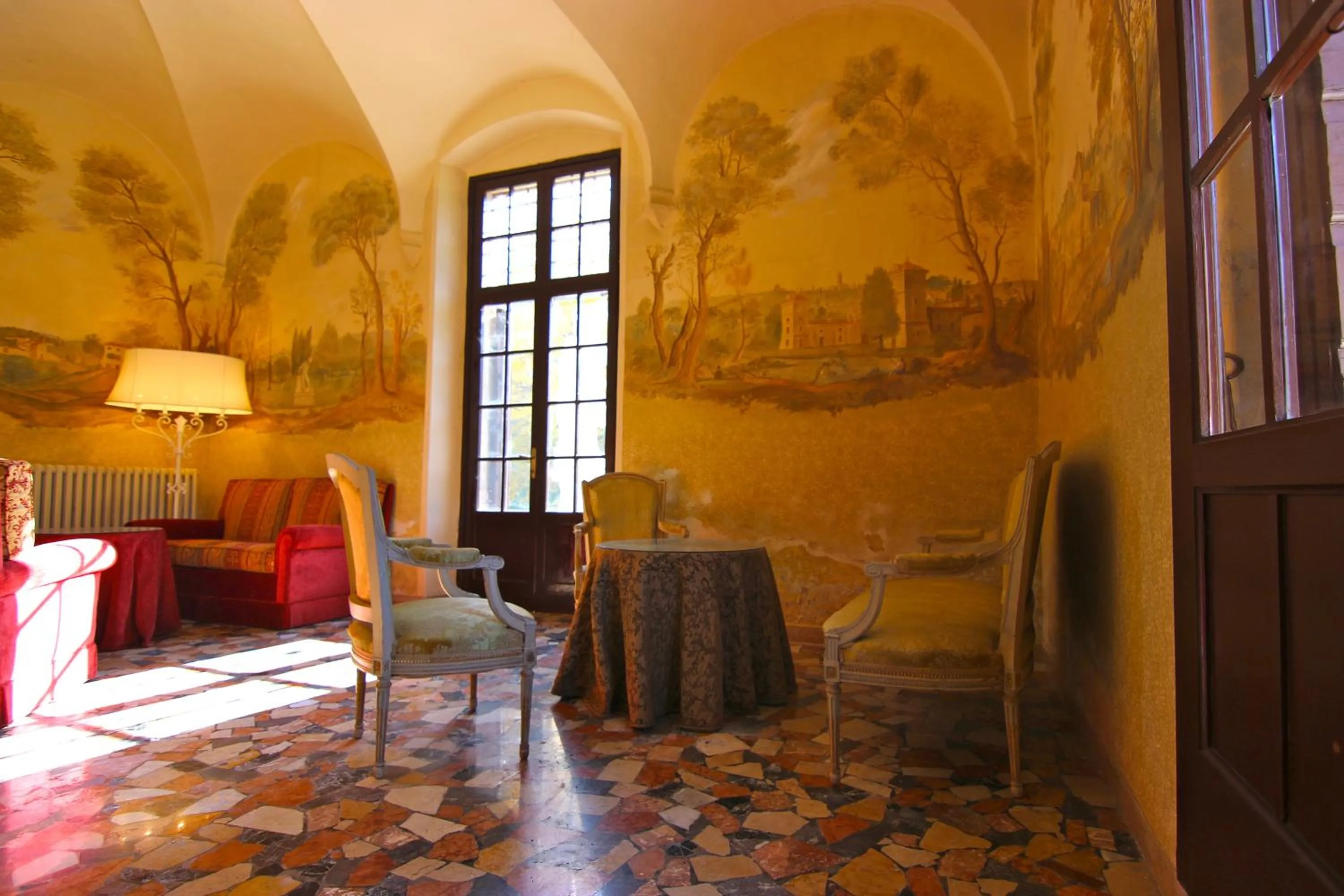 Lounge or bar in Hotel Villa Giona