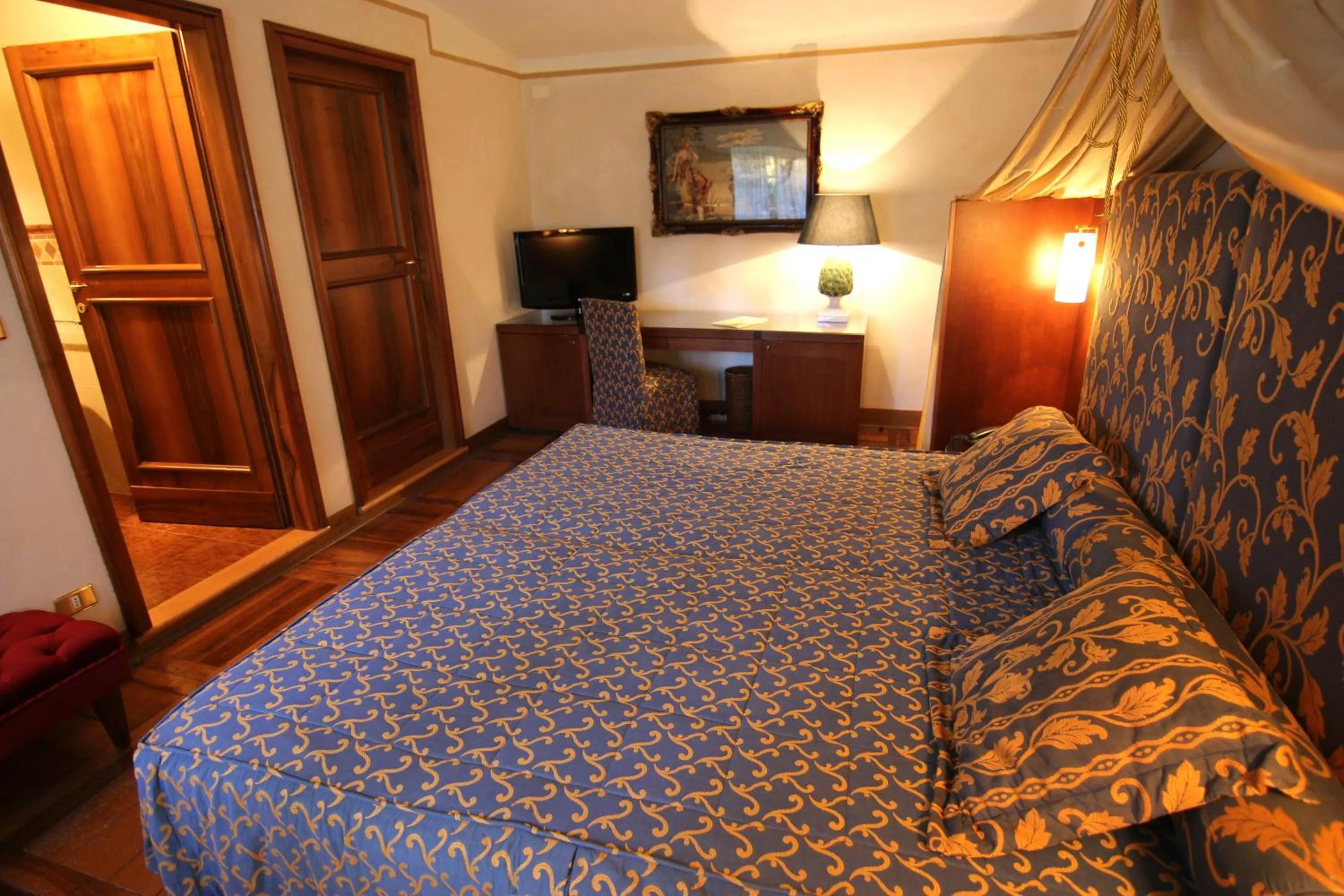 Bedroom in Hotel Villa Giona