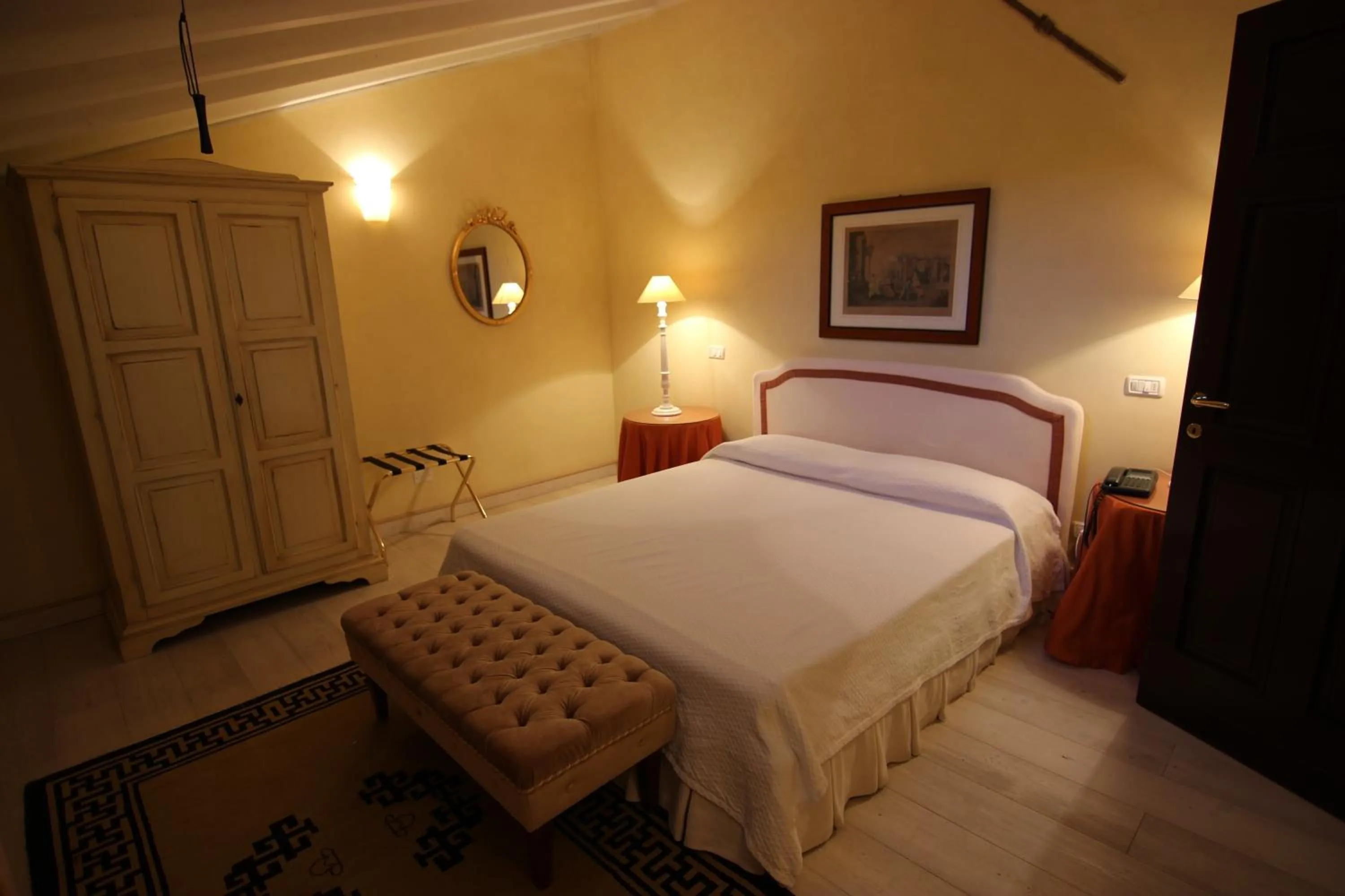 Bedroom in Hotel Villa Giona
