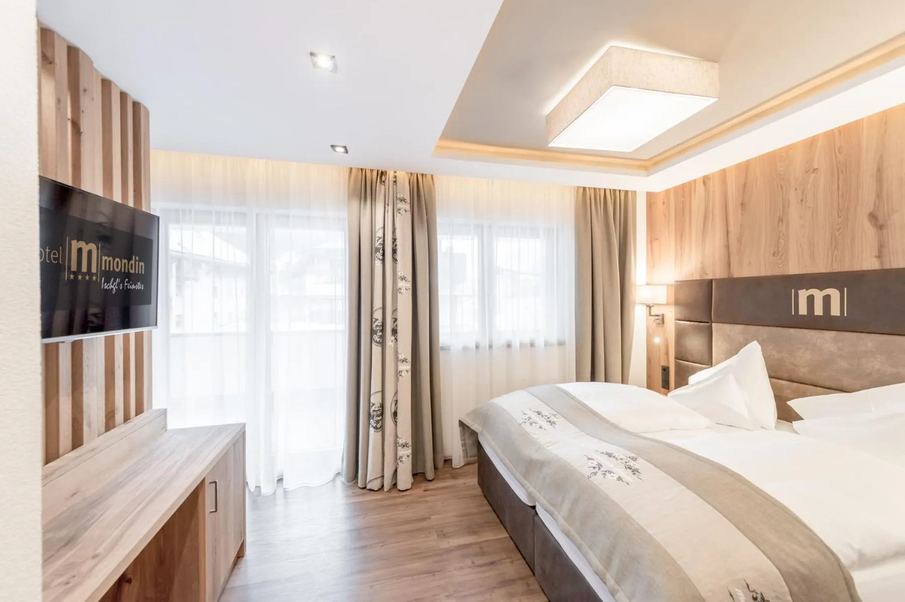 Bedroom, Bed in Hotel Mondin