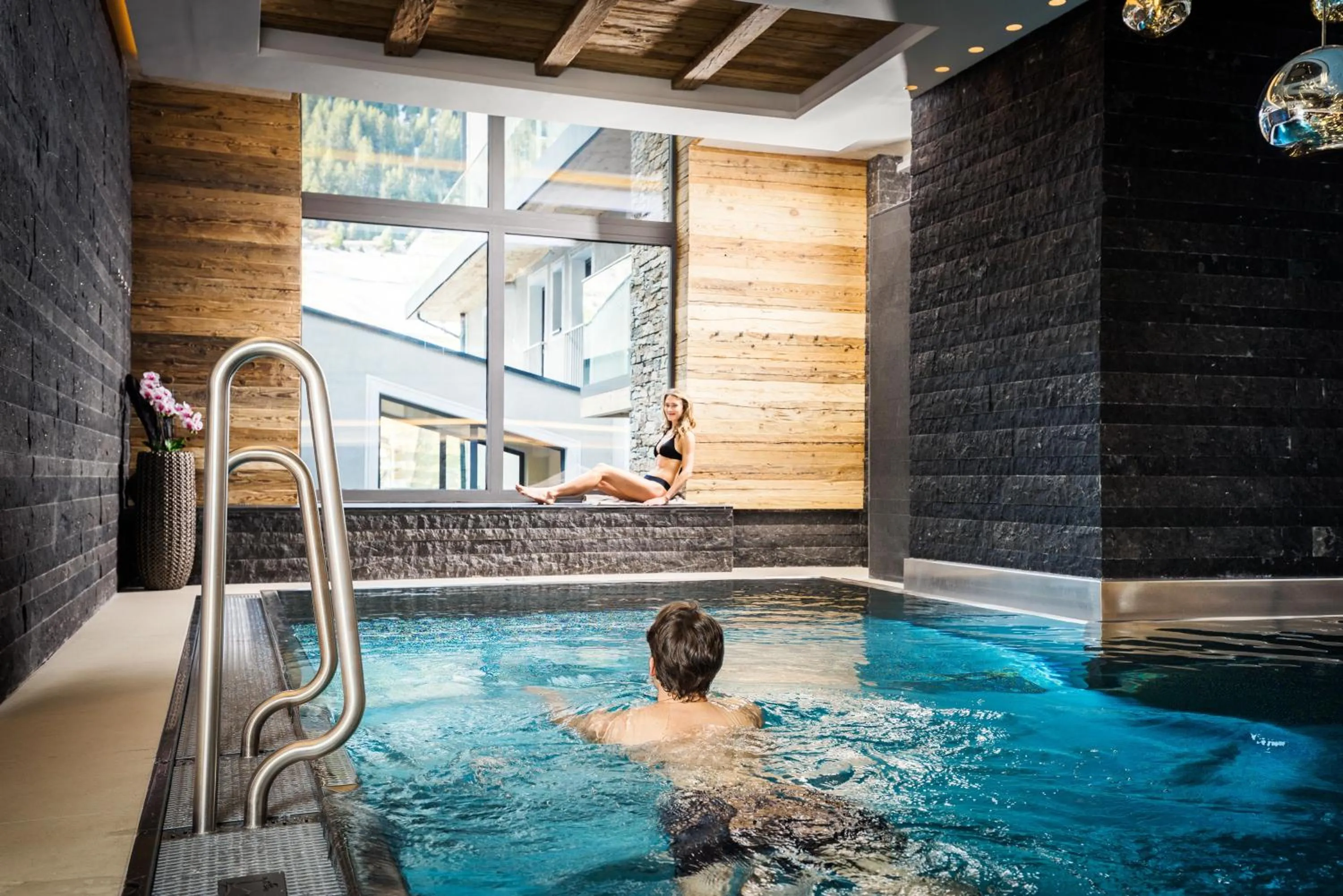 Swimming pool in Hotel Mondin