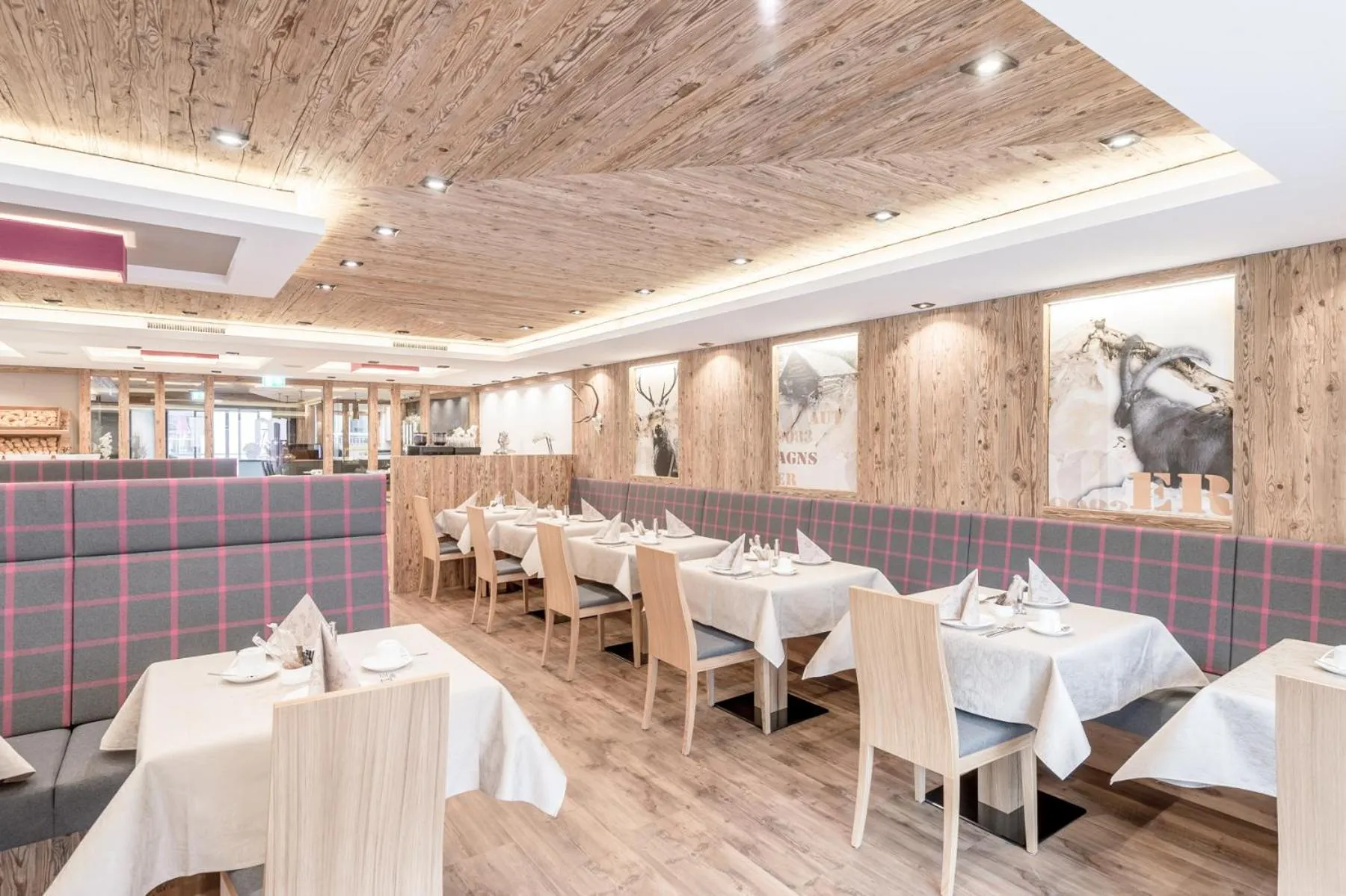 Breakfast in Hotel Mondin