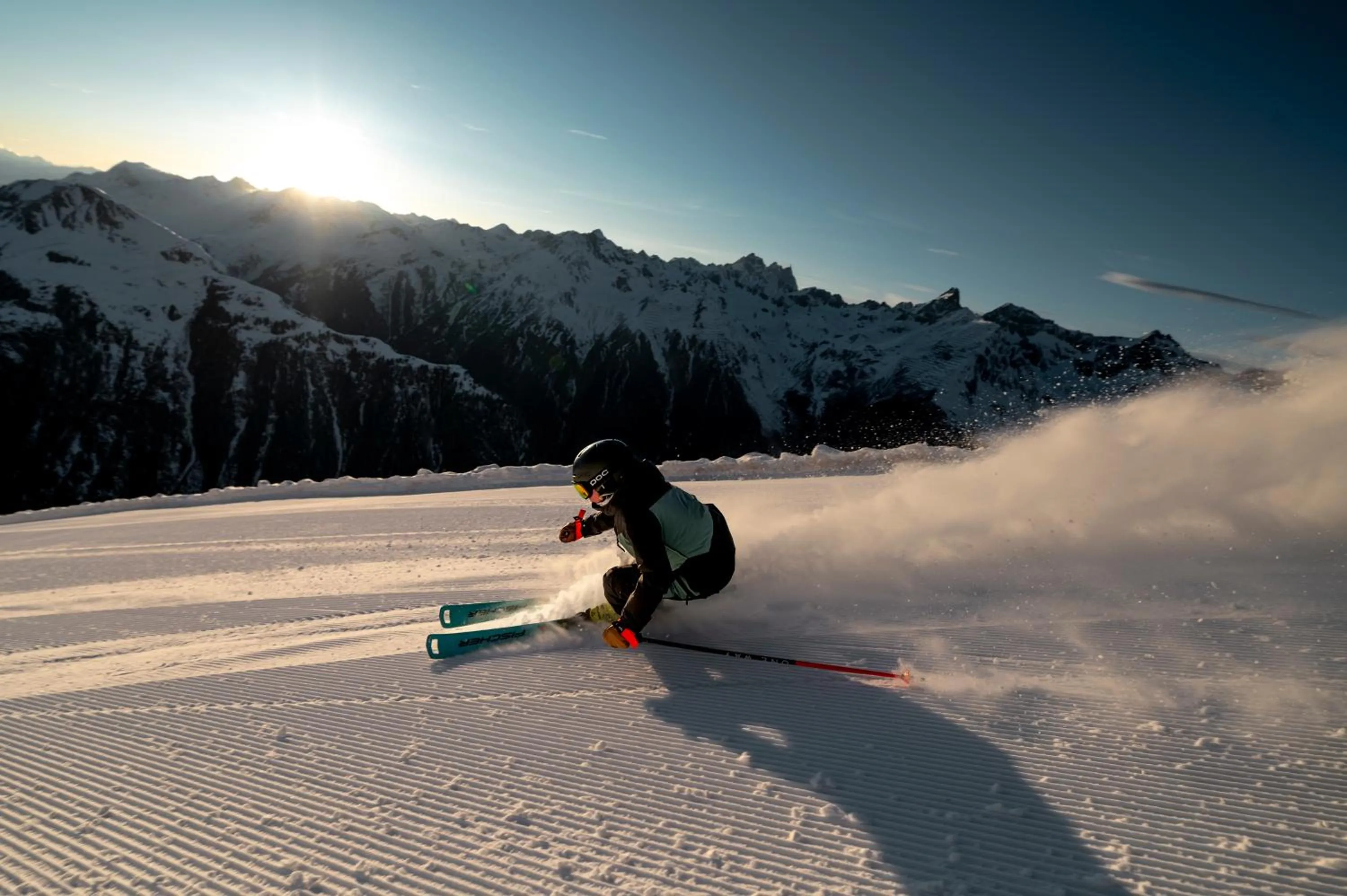 Skiing in Hotel Mondin