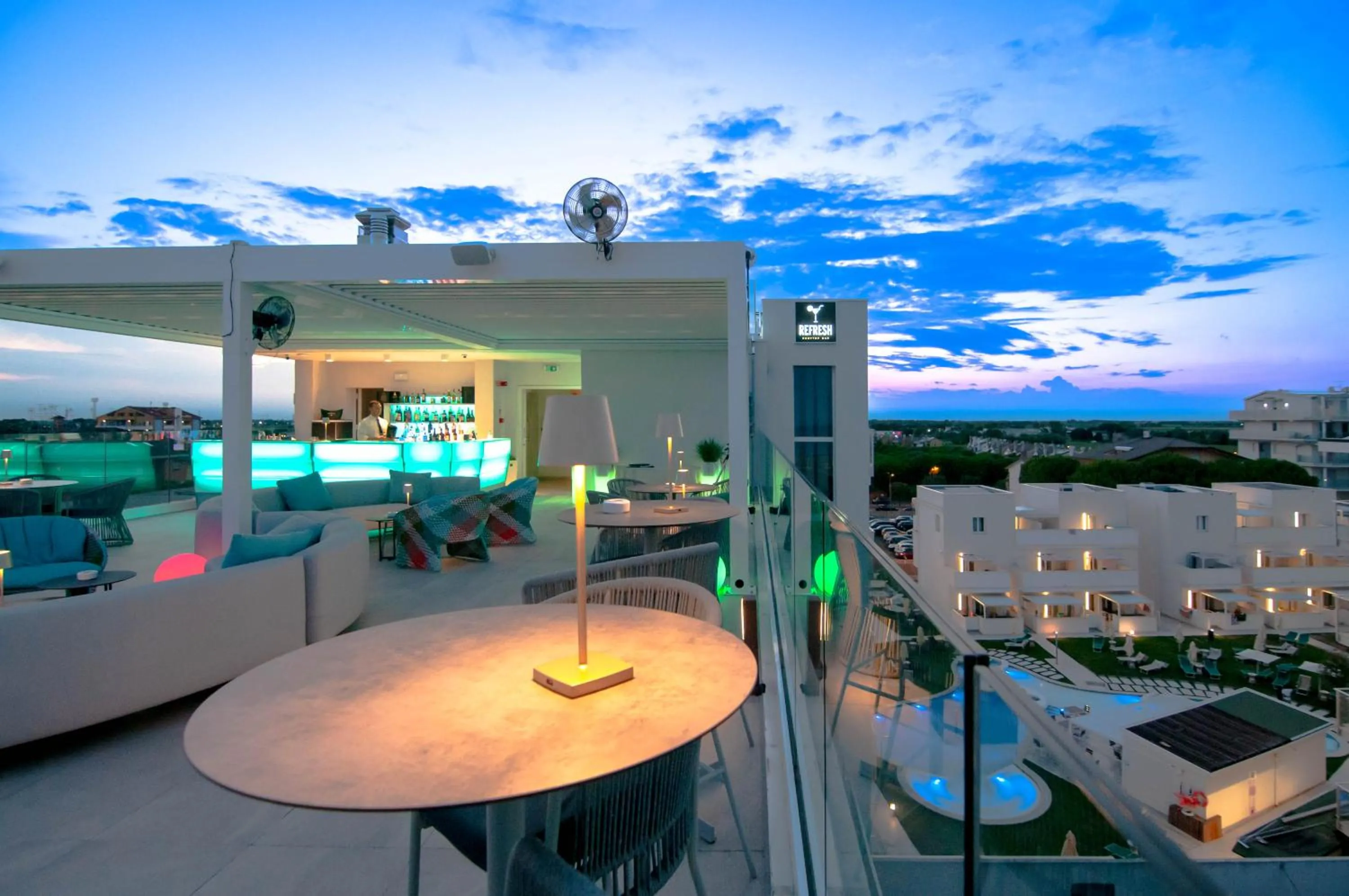 Patio in Marina Palace Hotel 4 stelle S