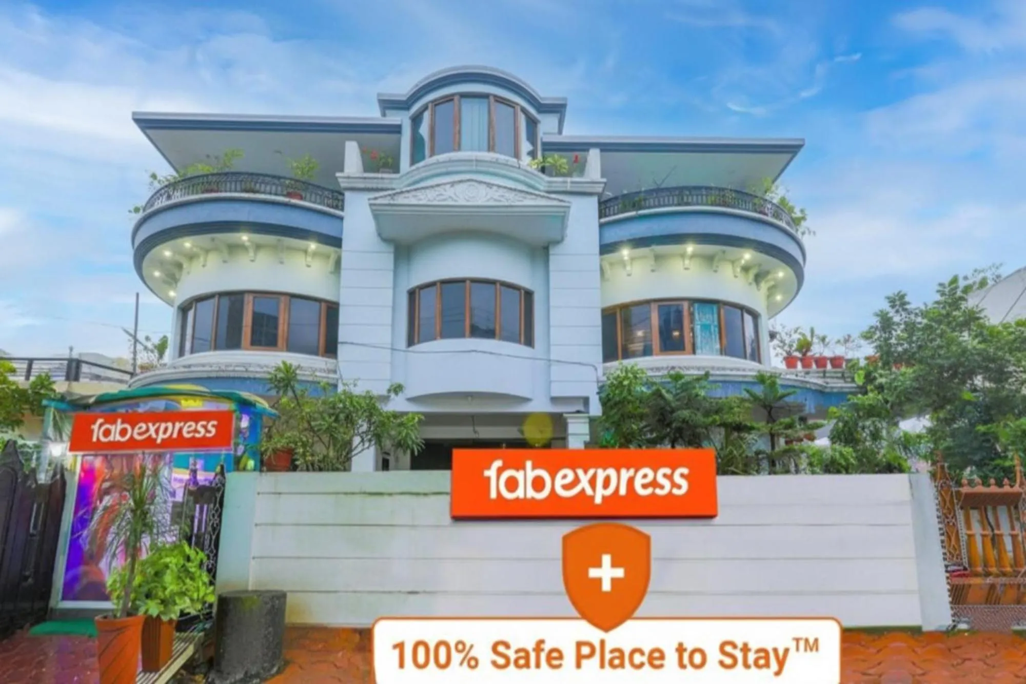 Facade/entrance in FabHotel ABC View