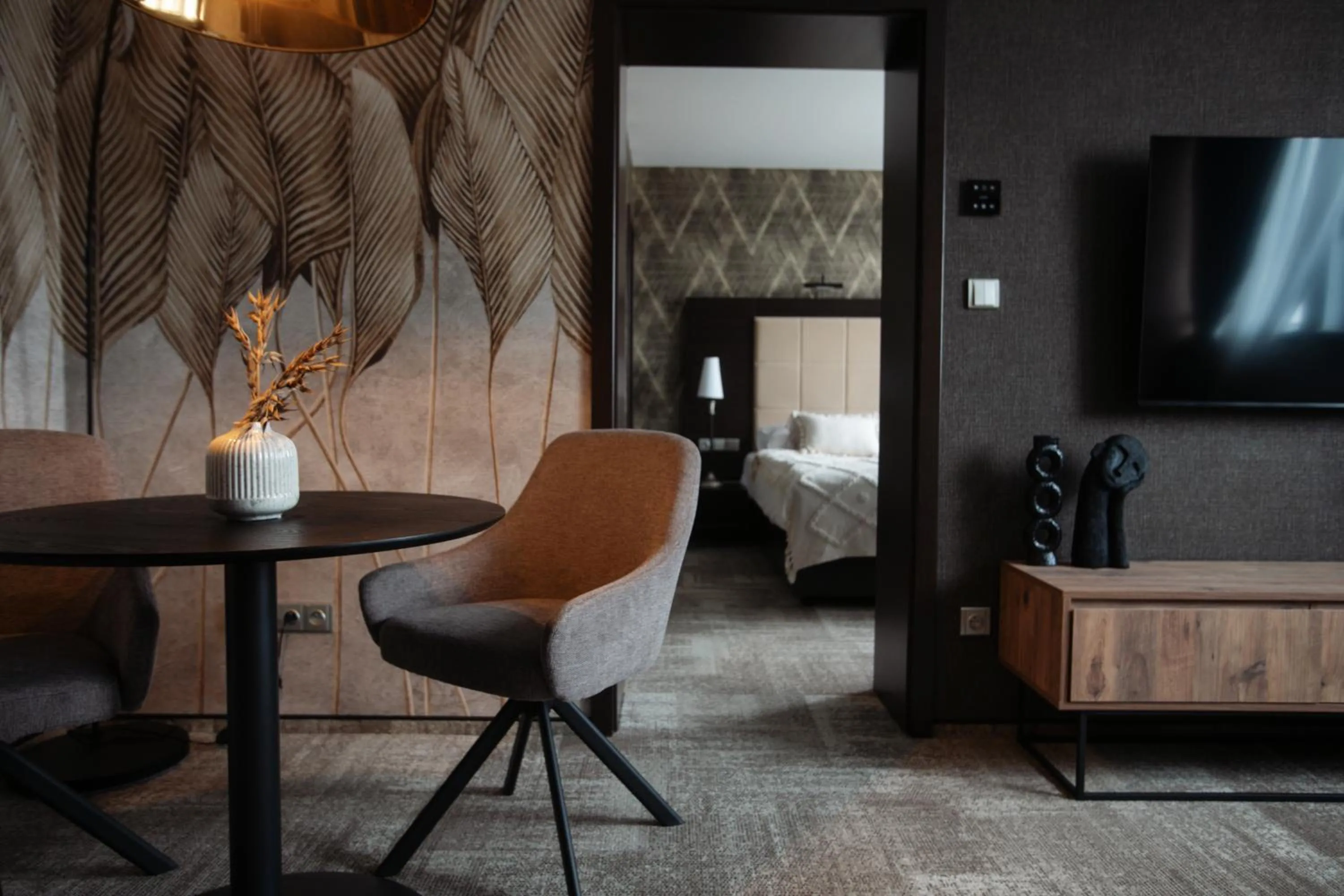 Living room, Bed in Interhotel Tatra