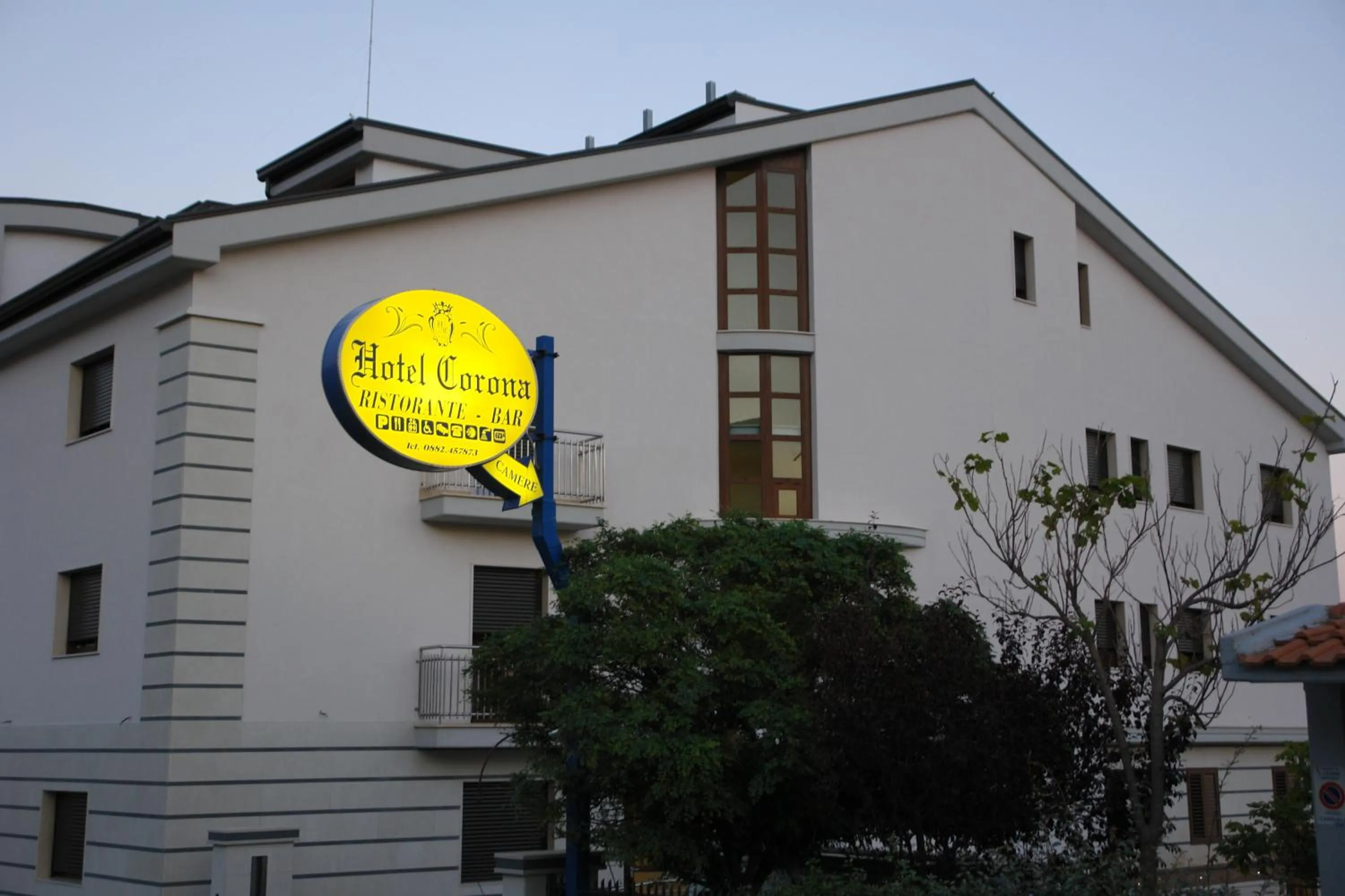 Facade/entrance in Hotel Corona