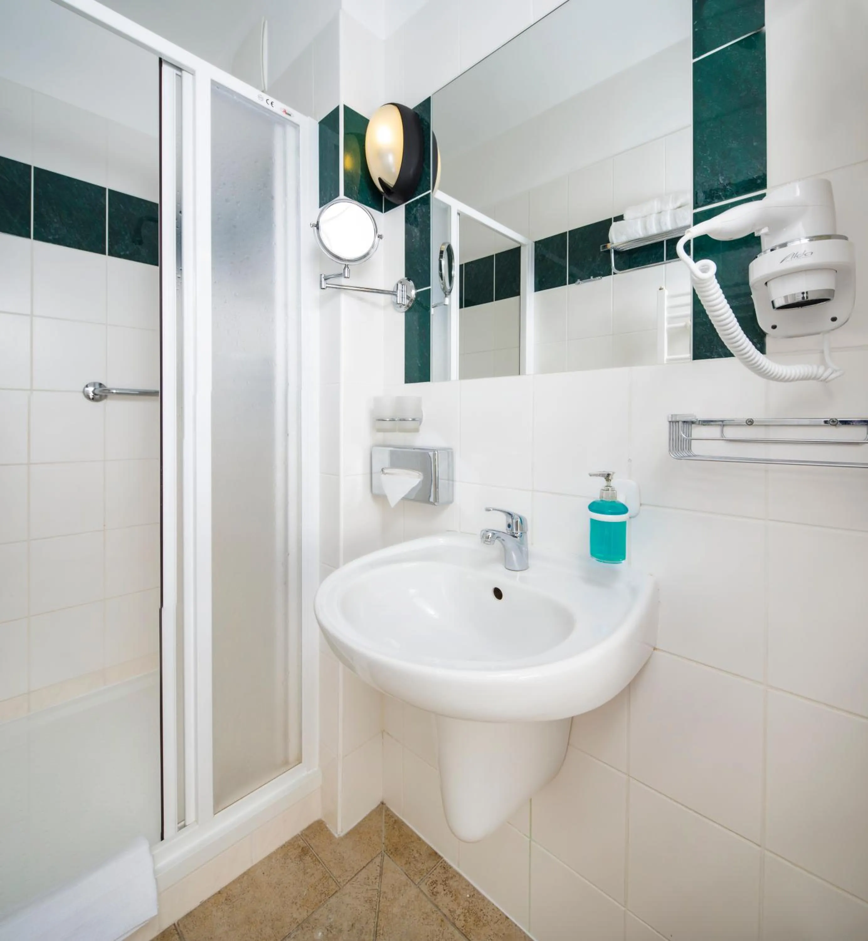 Shower in Spa Resort Libverda - Hotel Nový Dům