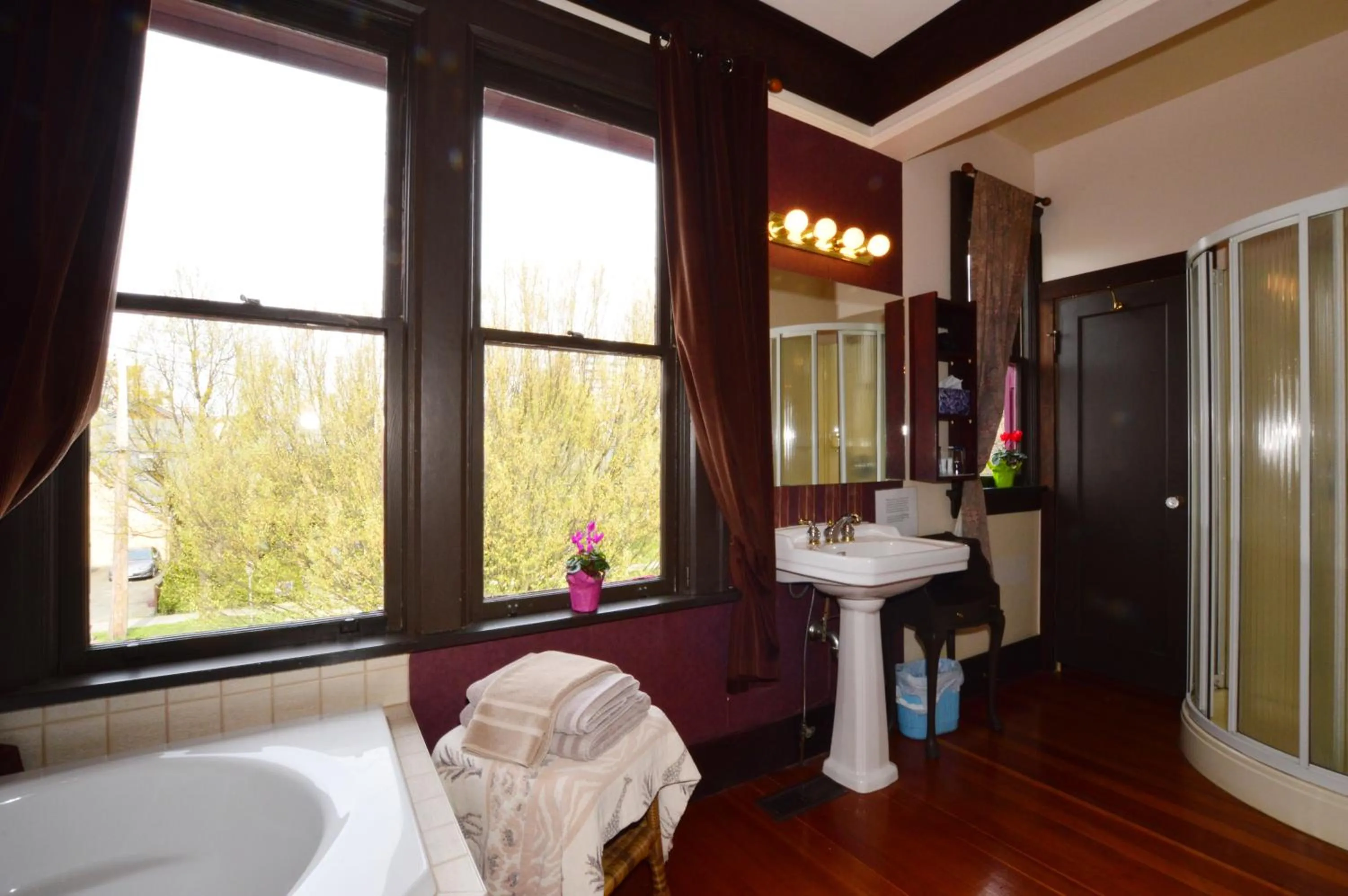 Shower in Marketa's Bed and Breakfast