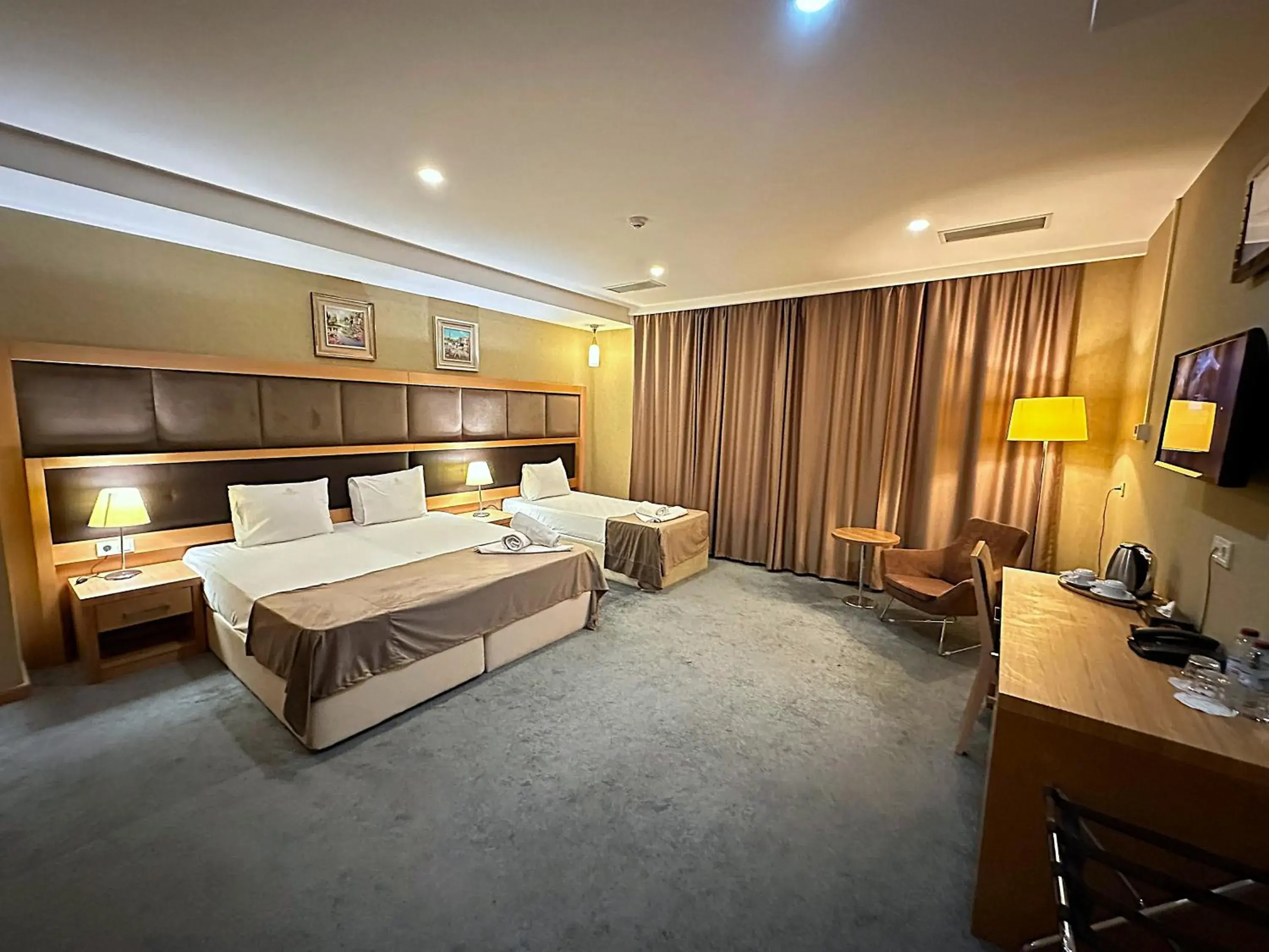 Superior Triple Room in GM City Hotel Superior Triple Room in GM City Hotel