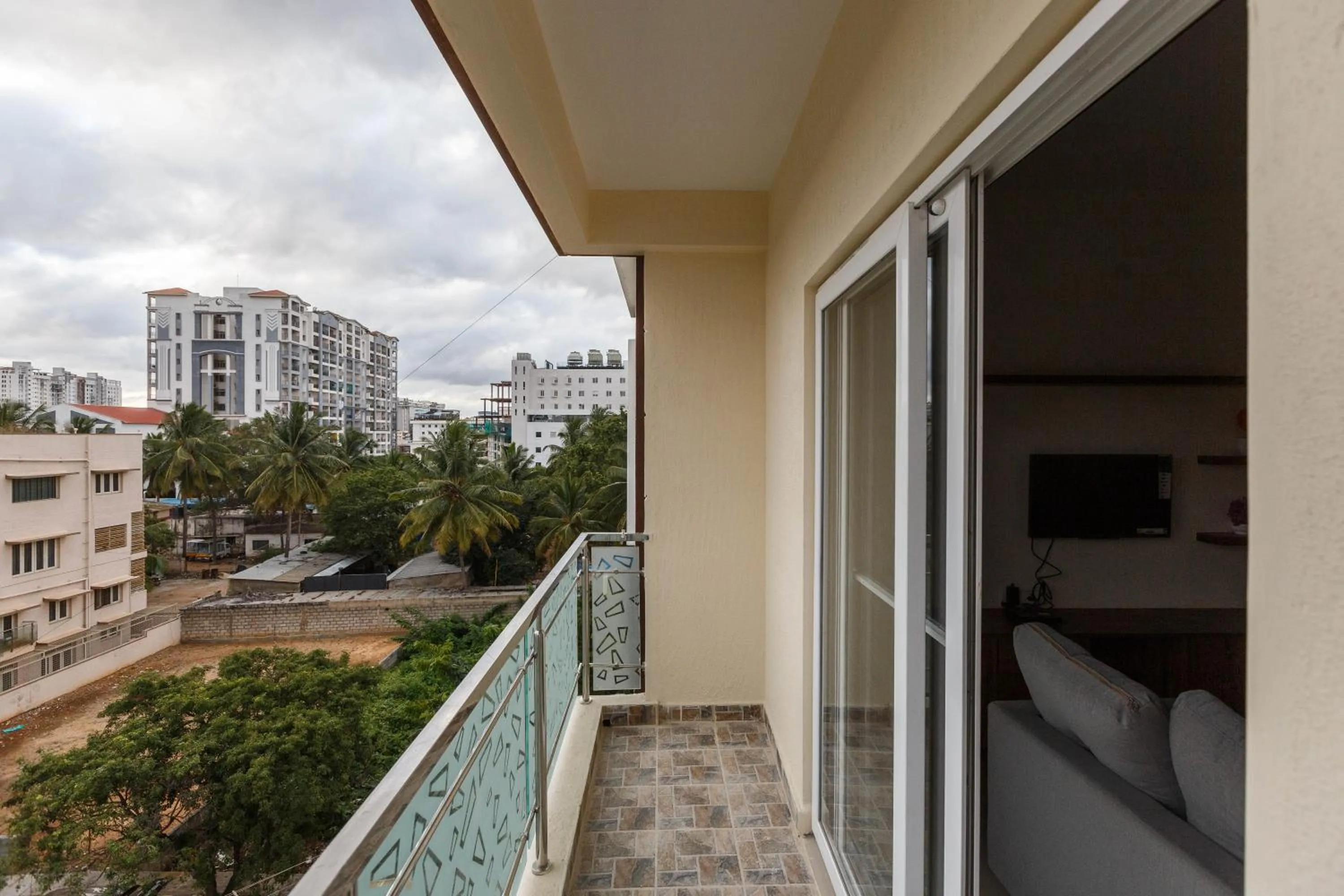 Balcony/Terrace in Mistyblue Serviced Apartments
