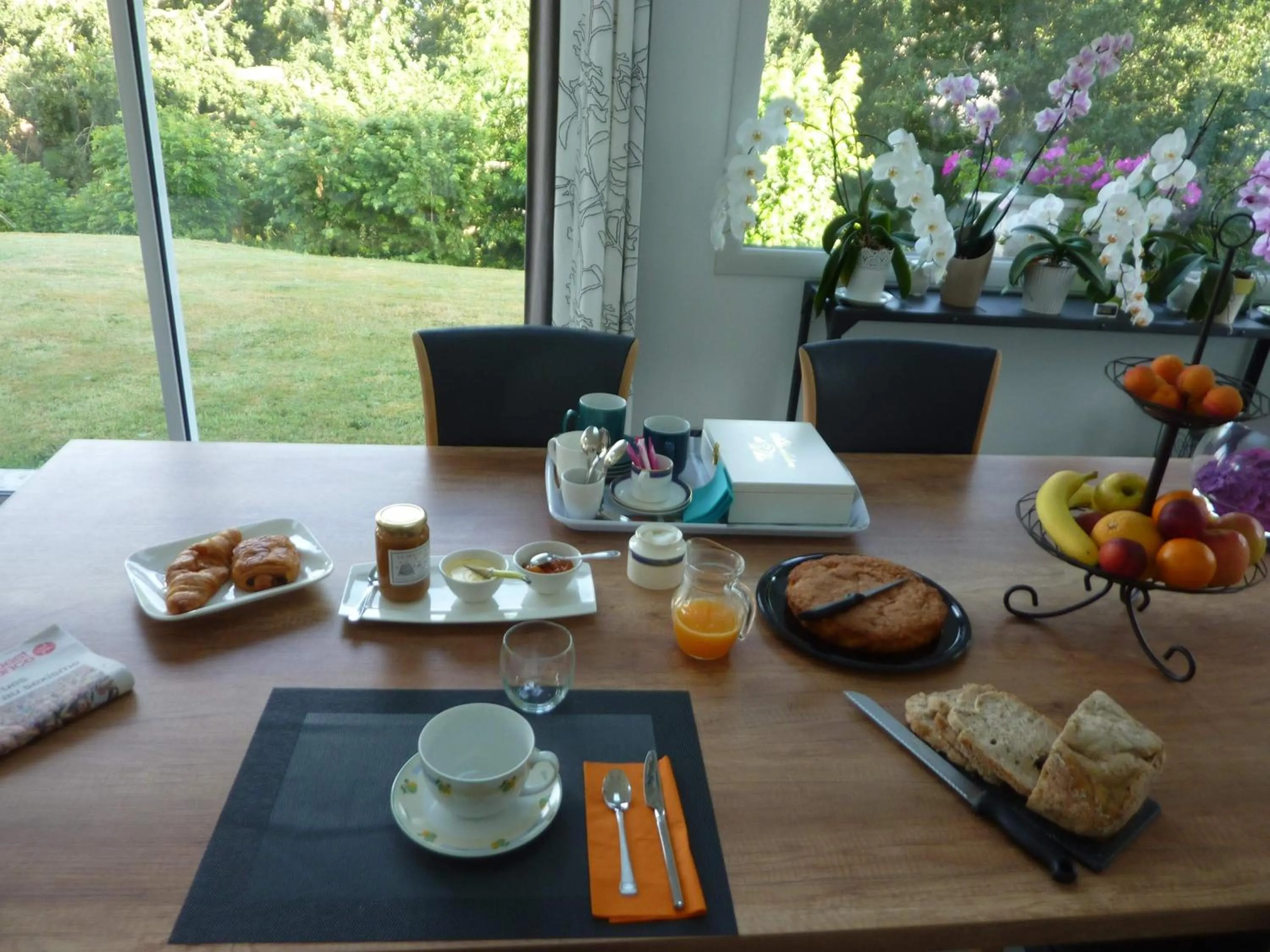 Continental breakfast in brest chambres d'hôtes