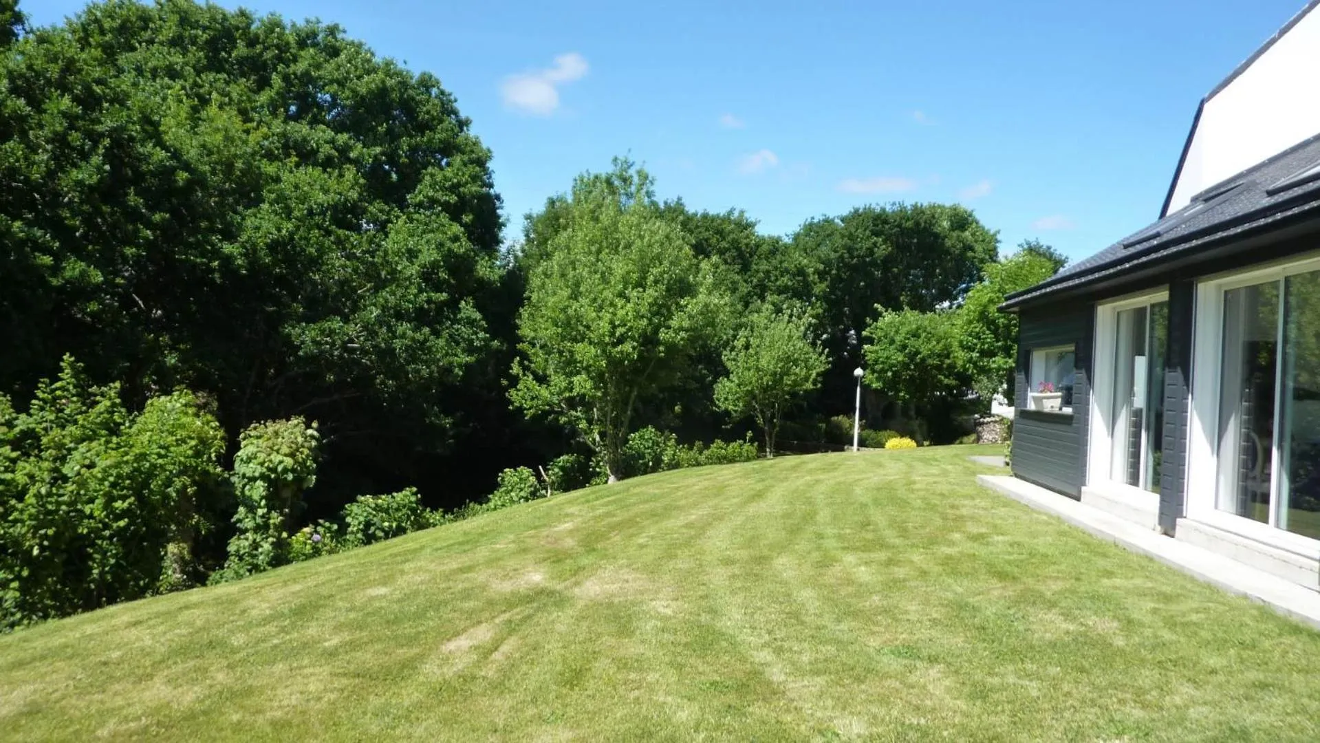 Garden view in brest chambres d'hôtes