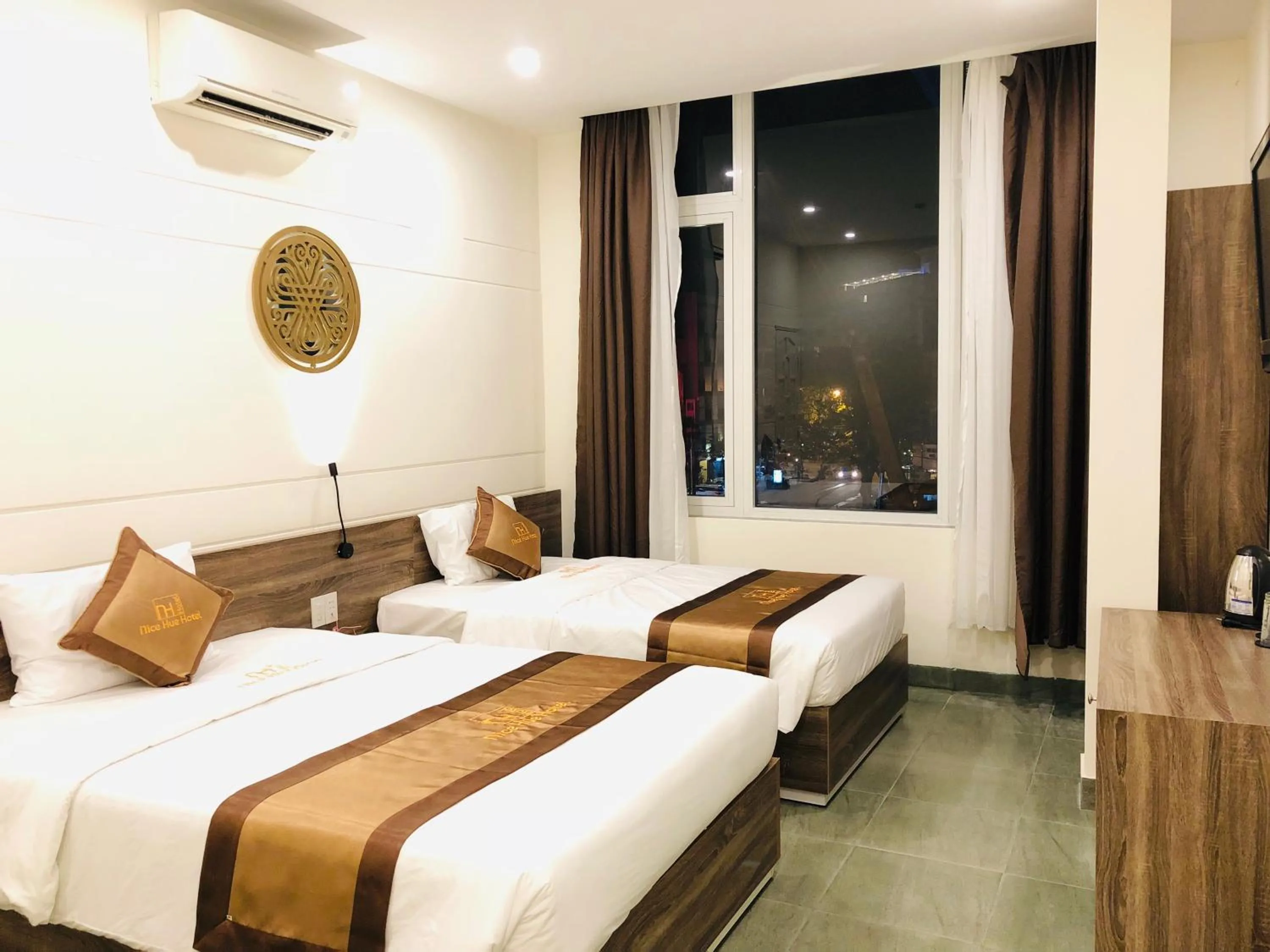 Bedroom, Bed in Nice Hue Hotel