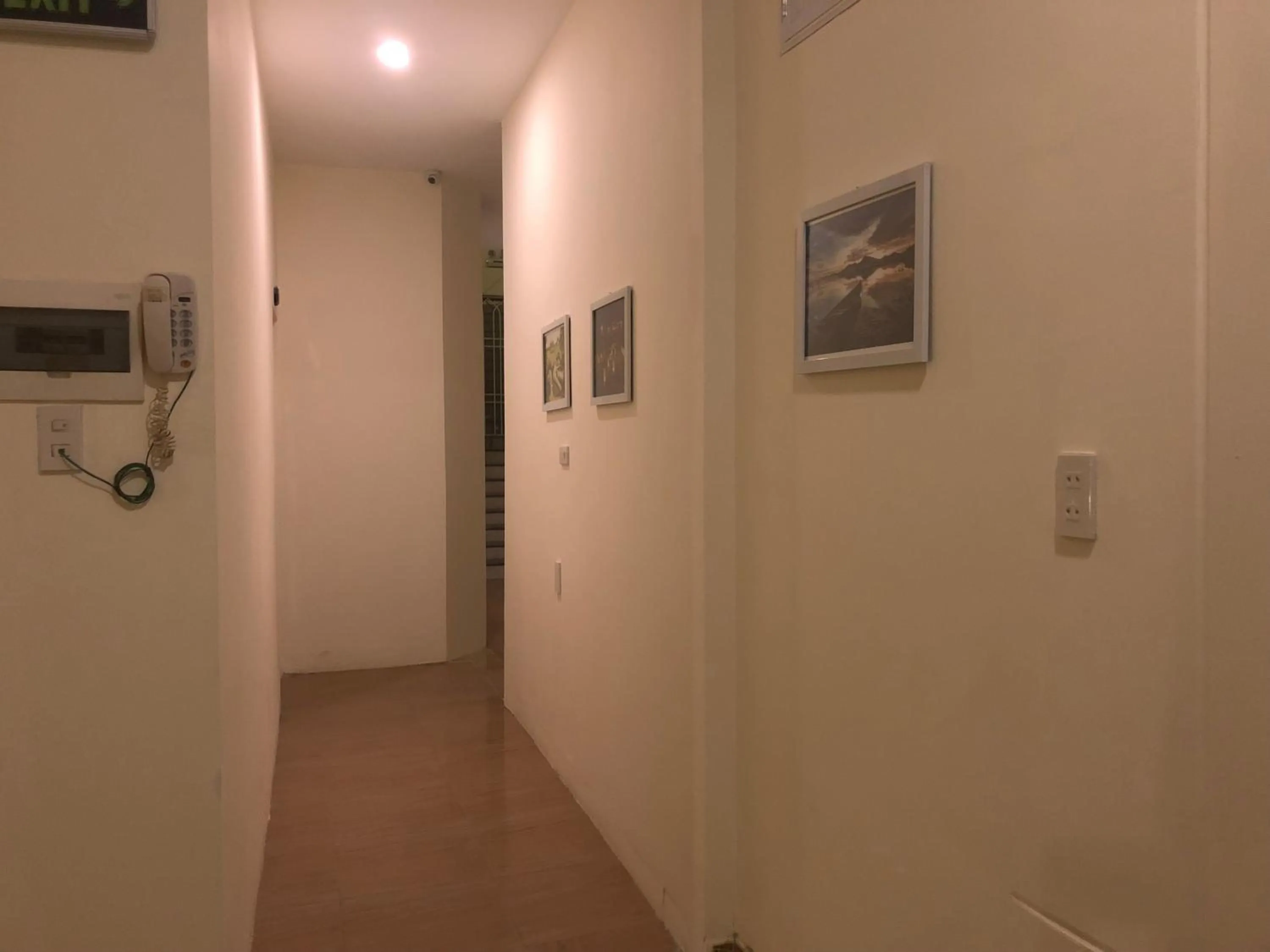 Night in Nice Hue Hotel