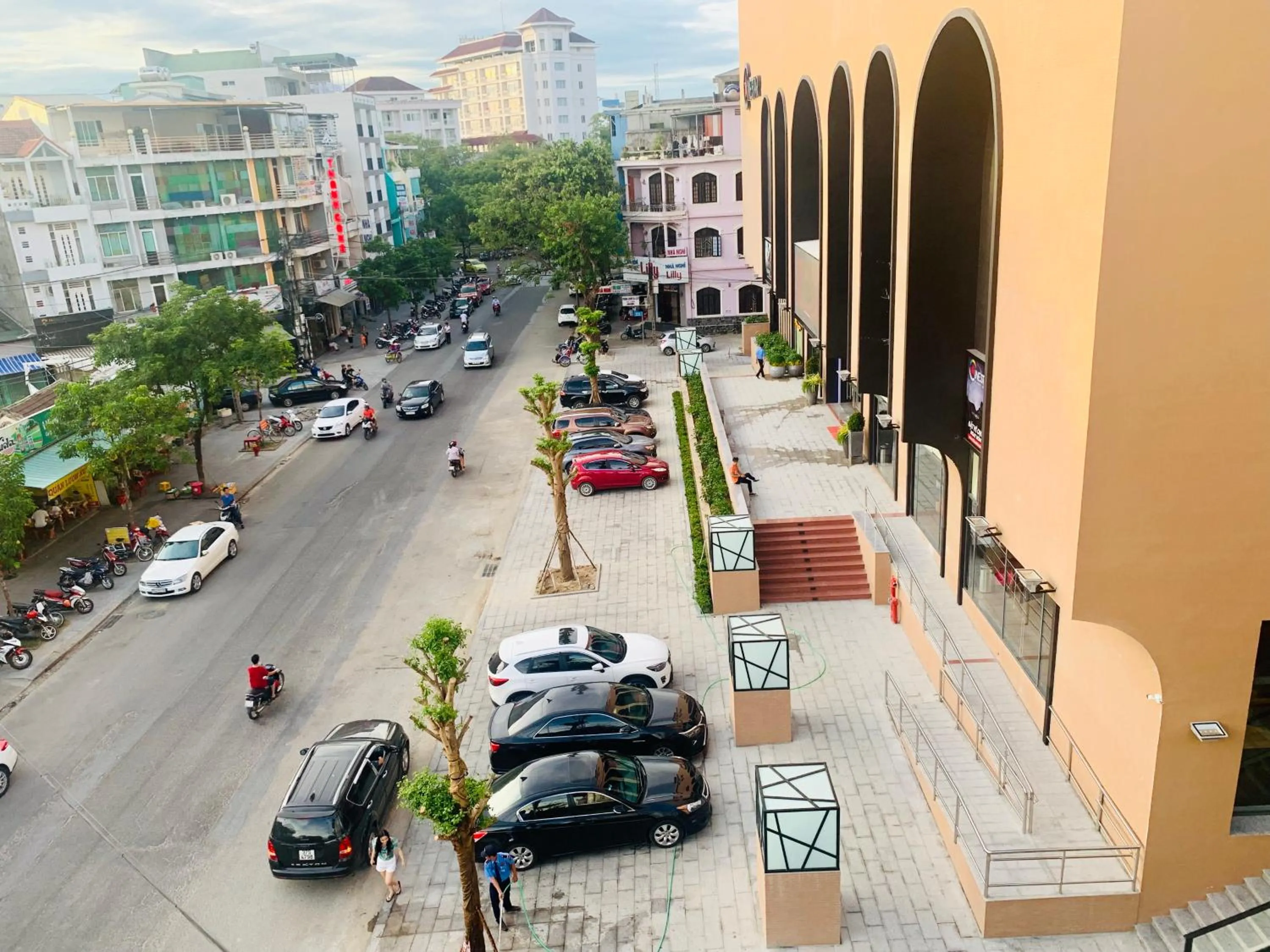 Neighbourhood in Nice Hue Hotel