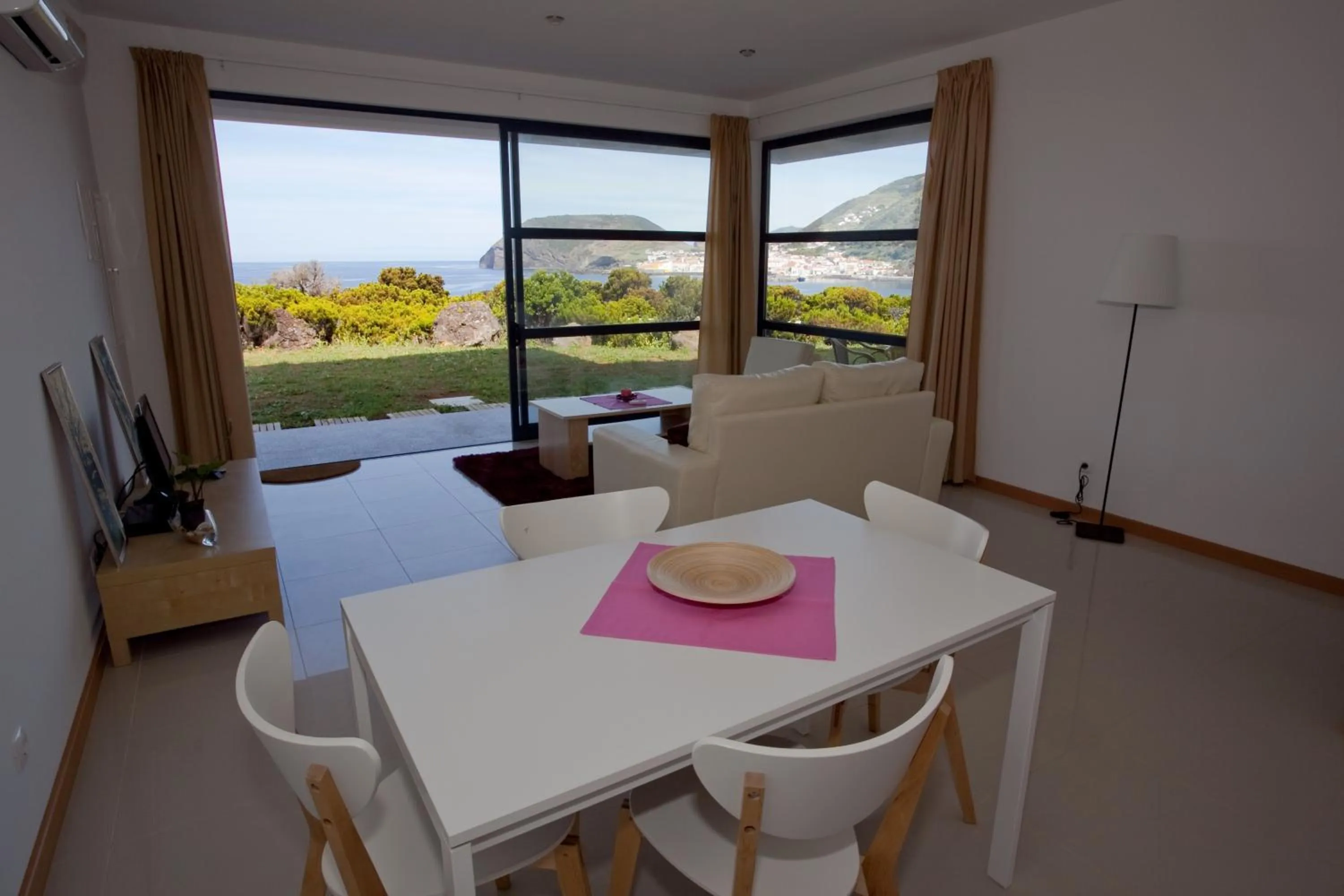 Dining area in Cantinho das Buganvilias AT****