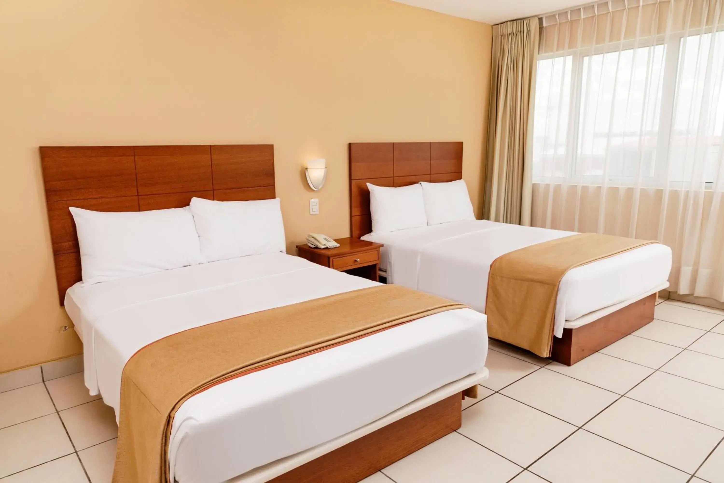 Superior Double Accessible Room - Non-Smoking in Wyndham Costa del Sol Pucallpa Superior Double Accessible Room - Non-Smoking in Wyndham Costa del Sol Pucallpa