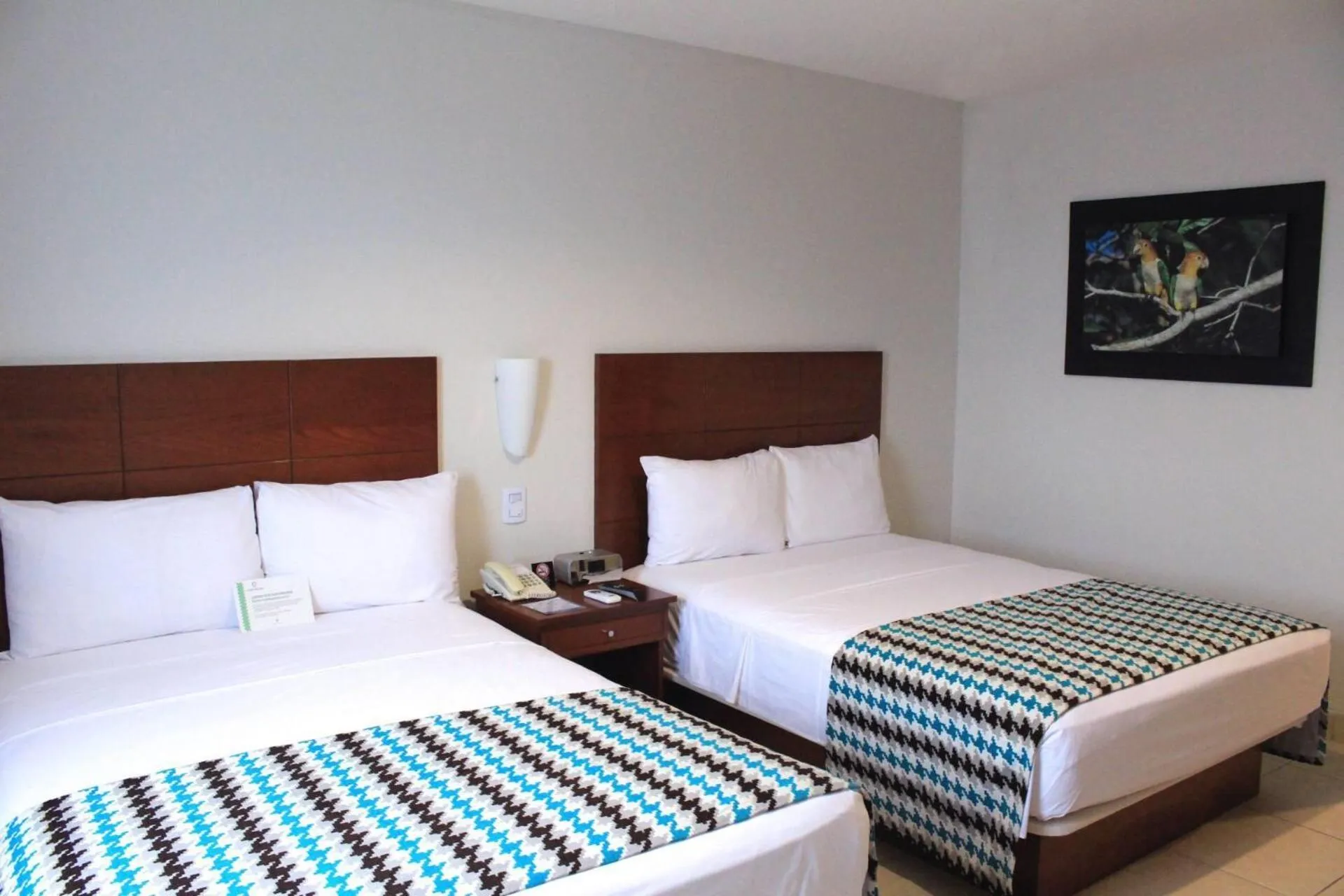 Photo of the whole room, Bed in Wyndham Costa del Sol Pucallpa