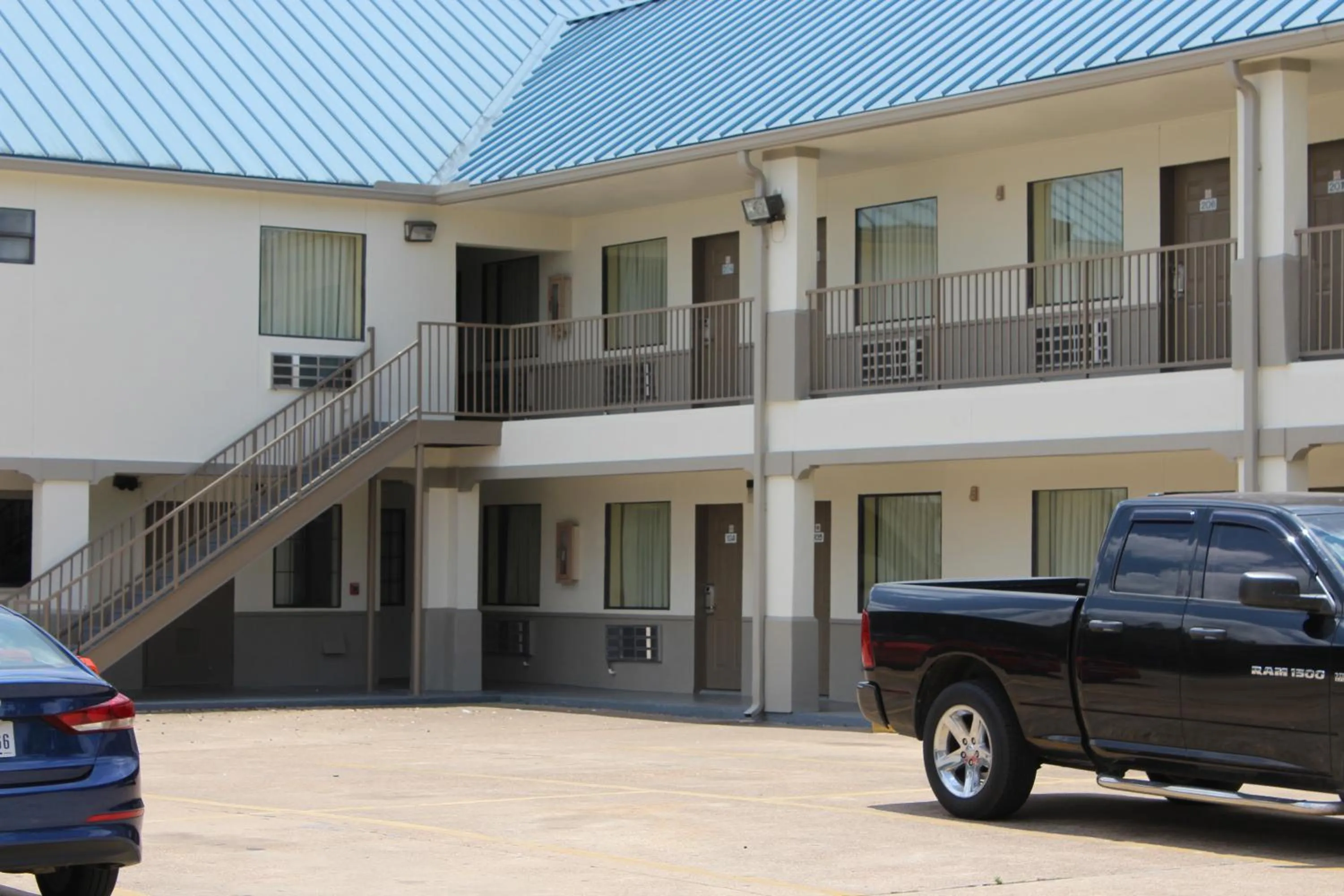 Floor plan in Scottish Inns Westcott Street