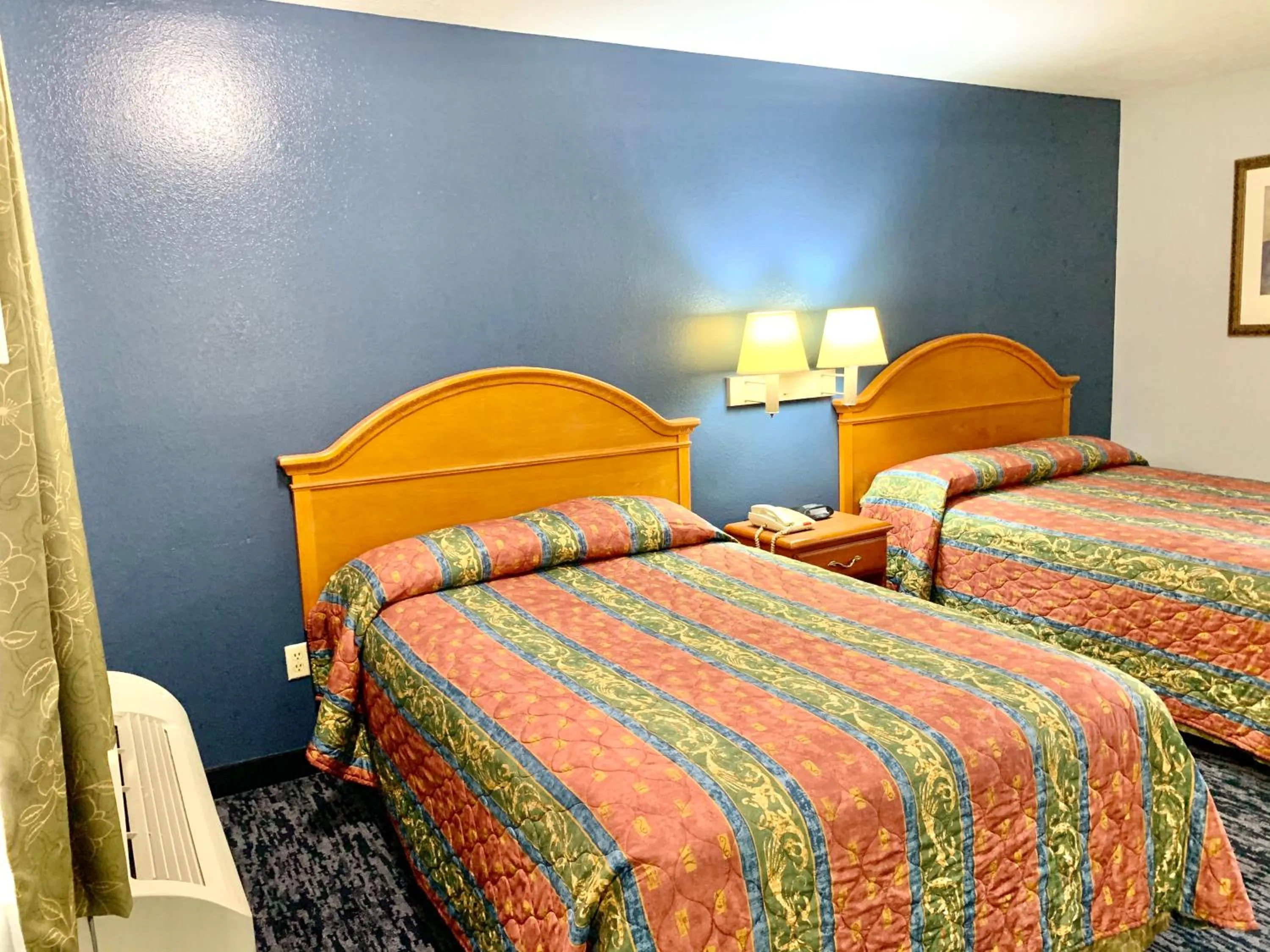 Bed in Scottish Inns Westcott Street