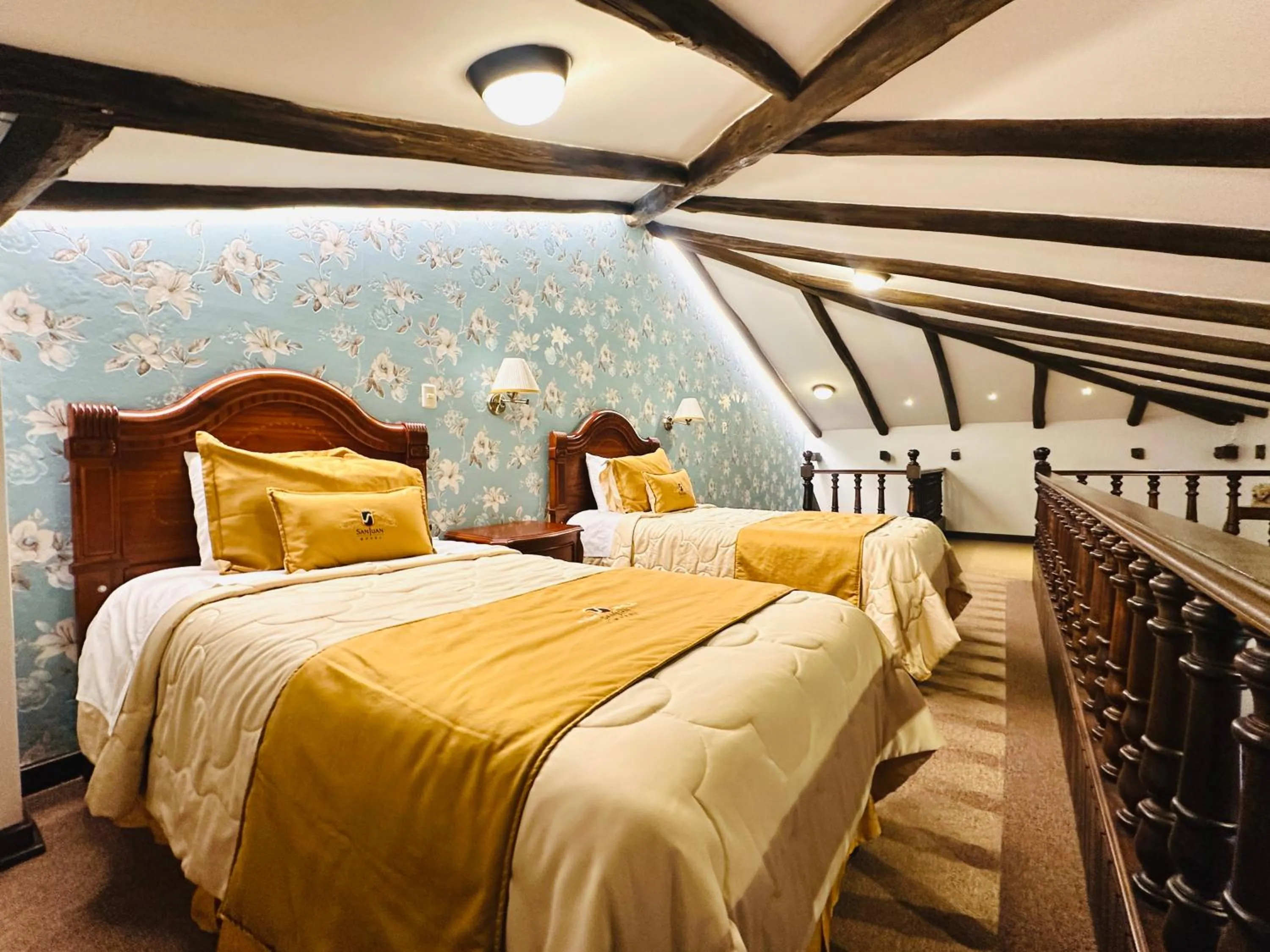 Photo of the whole room, Bed in San Juan Hotel