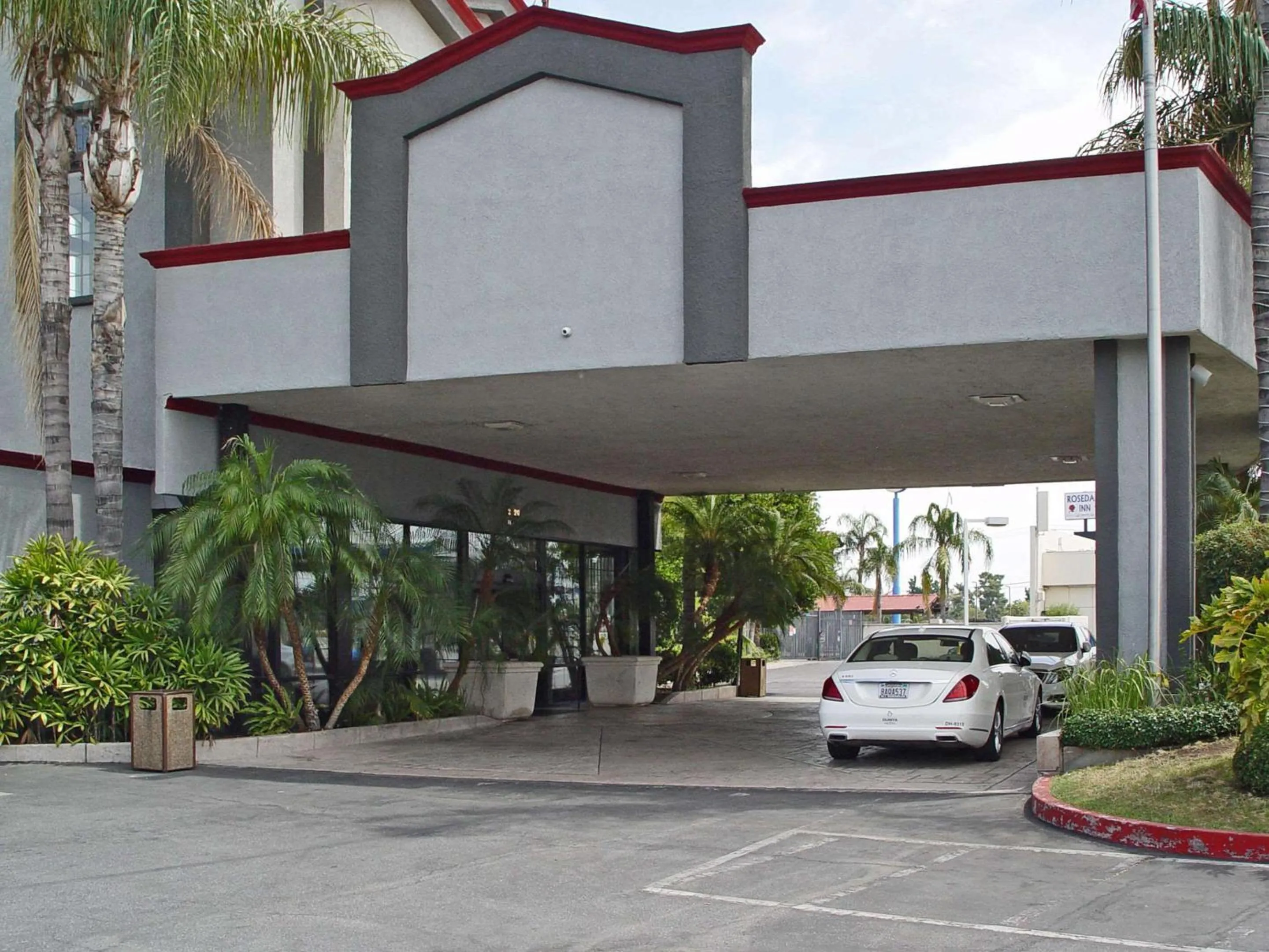 Property building in Duniya Hotel