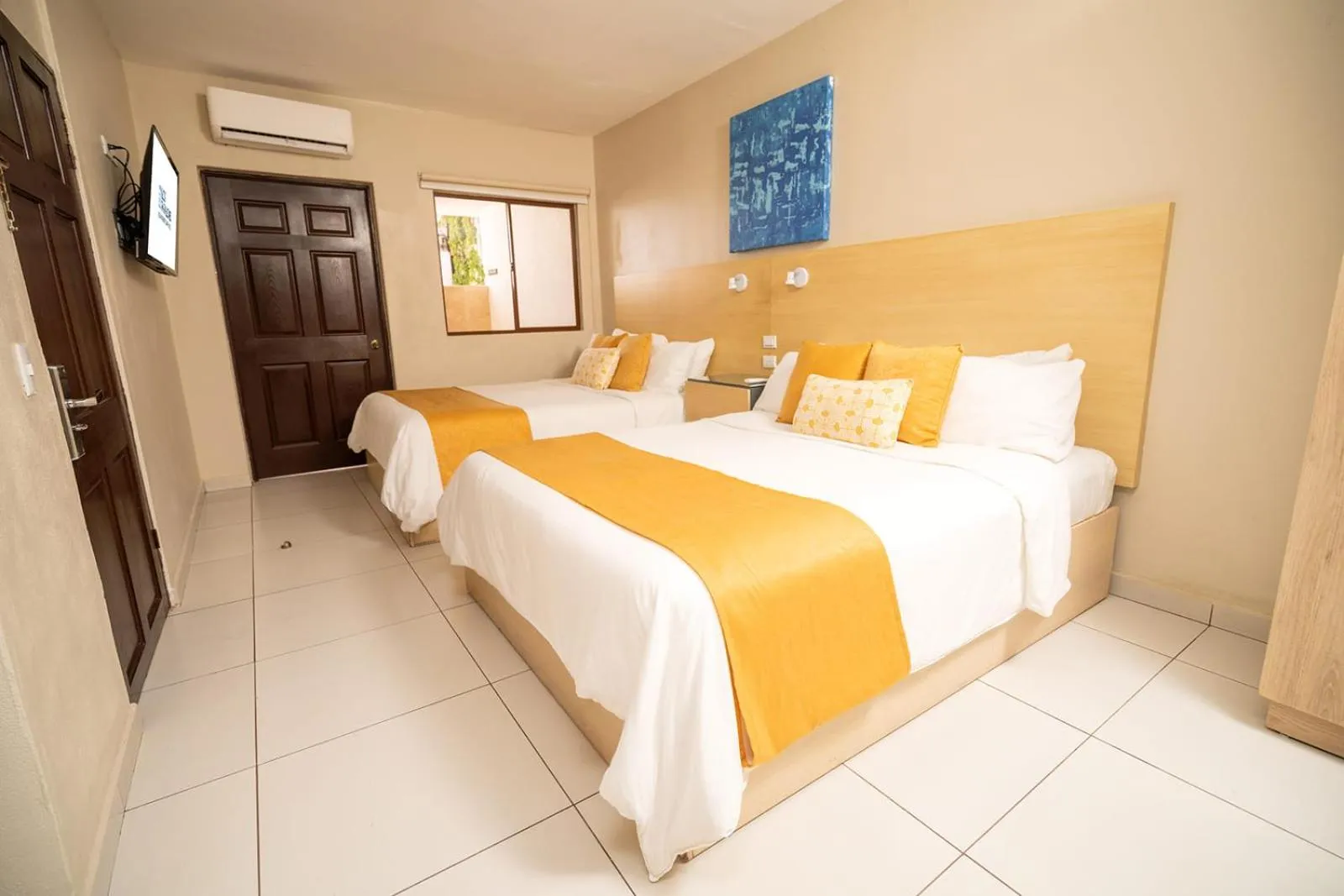 TV and multimedia, Bed in Hotel Los Farallones