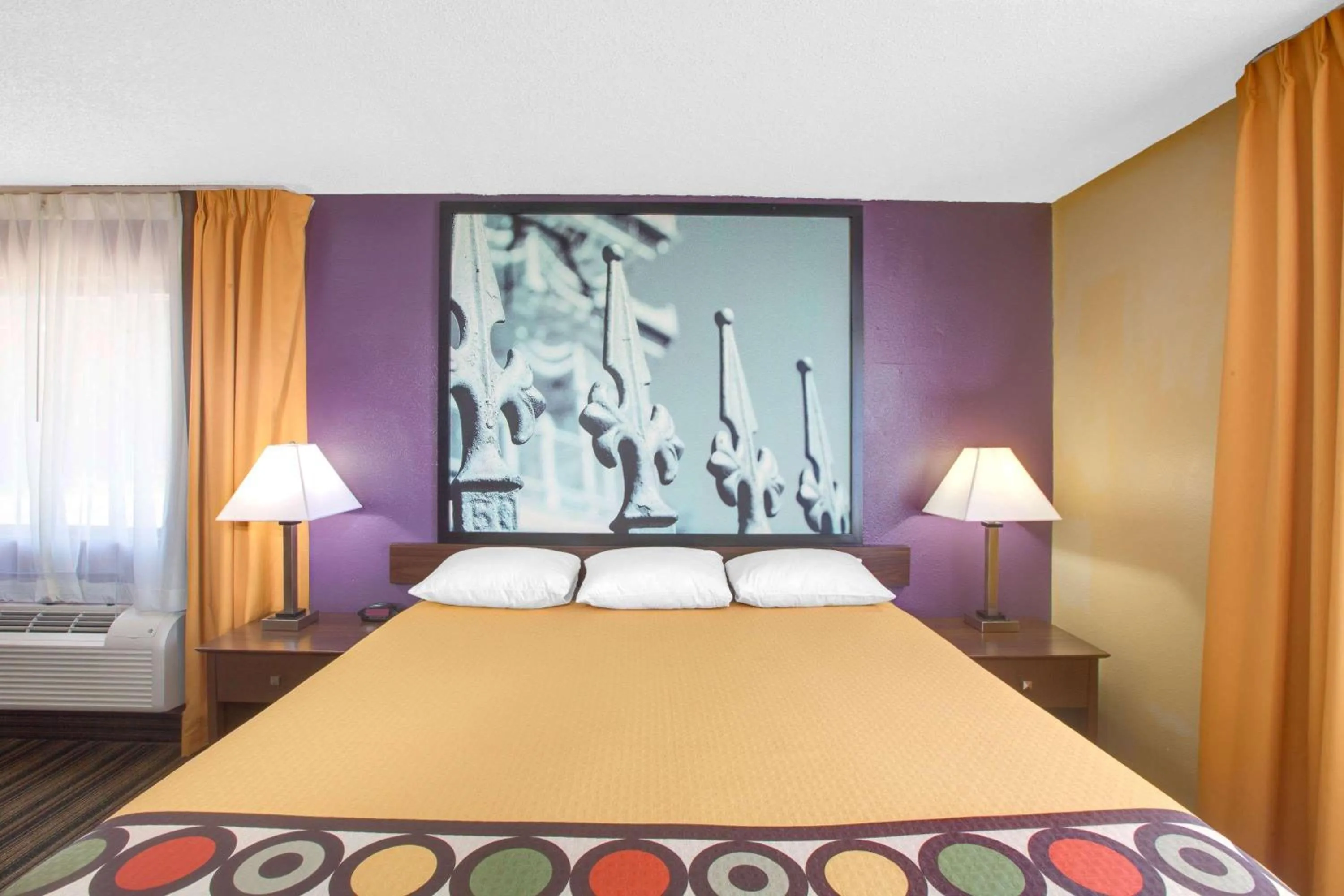 Photo of the whole room, Bed in Super 8 by Wyndham Natchitoches