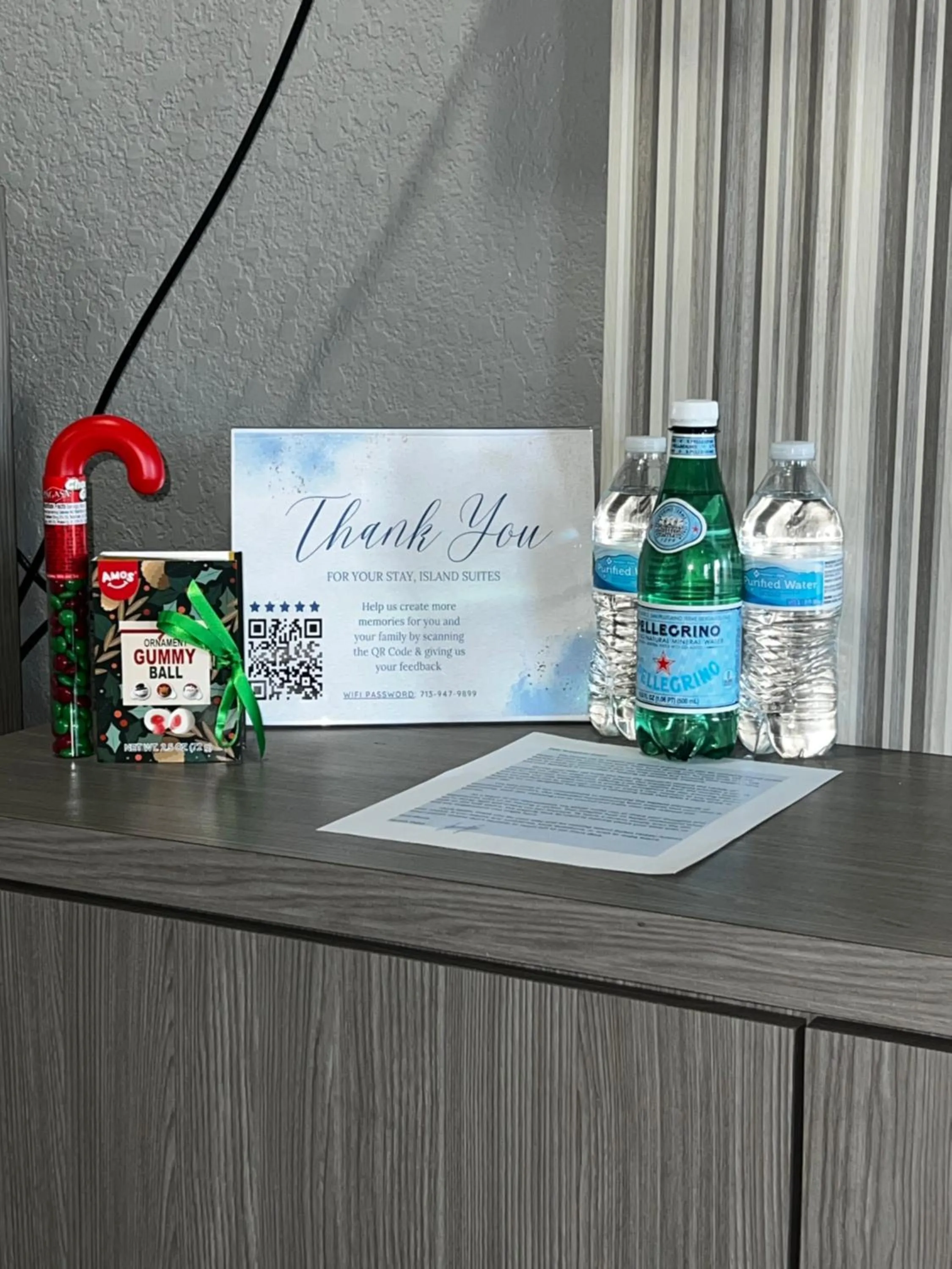 Food and drinks in Island Suites Hobby Airport