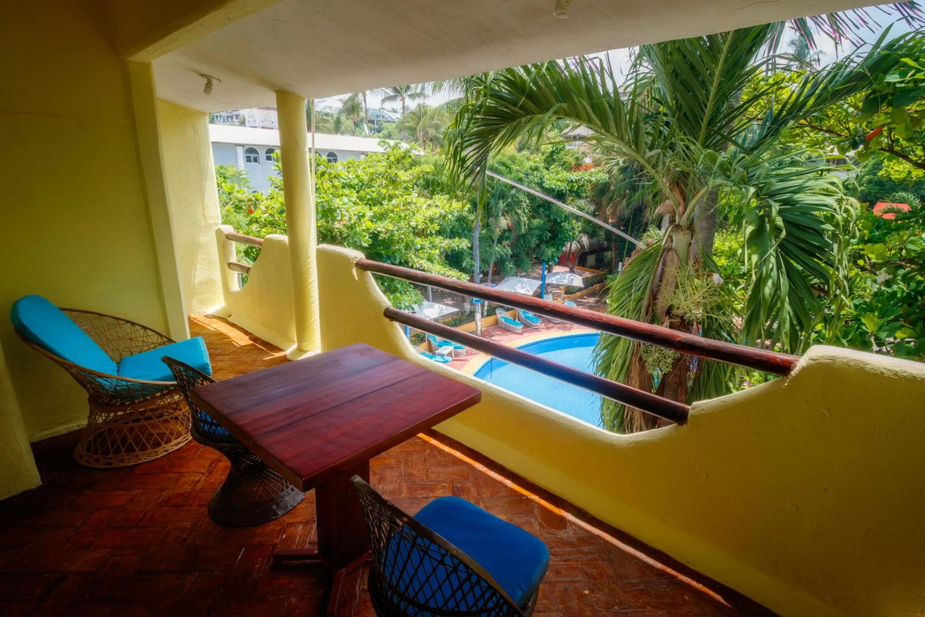 Pool view in Hotel Bungalows Acuario