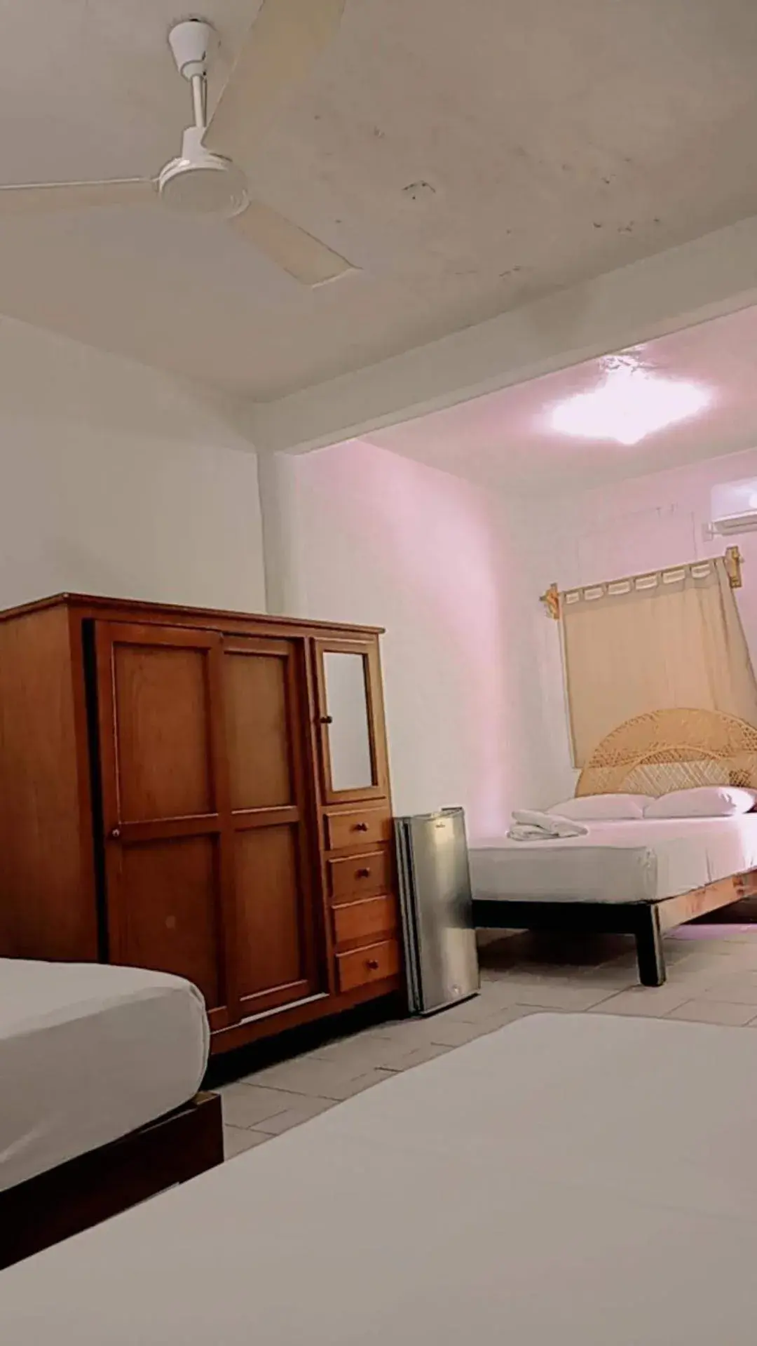 Standard Family Room in Hotel Bungalows Acuario Standard Family Room in Hotel Bungalows Acuario