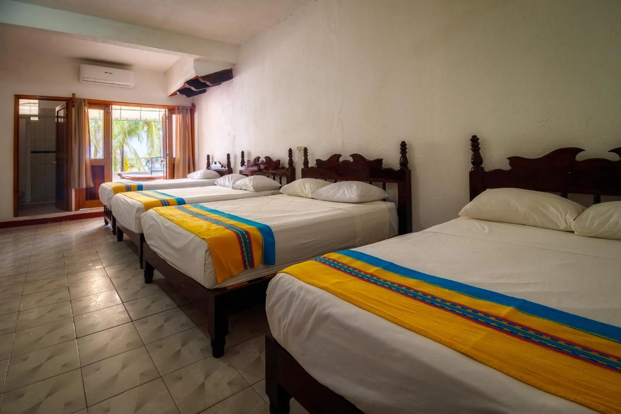 Bedroom, Bed in Hotel Bungalows Acuario