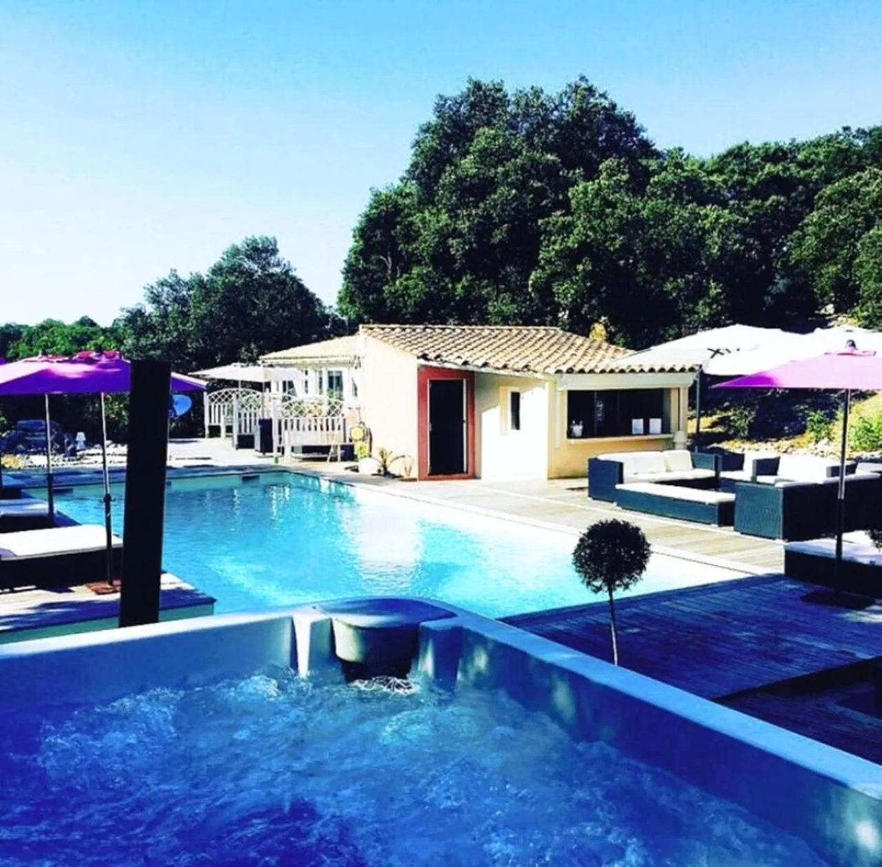 Hot Tub in Au Gre Du Sud