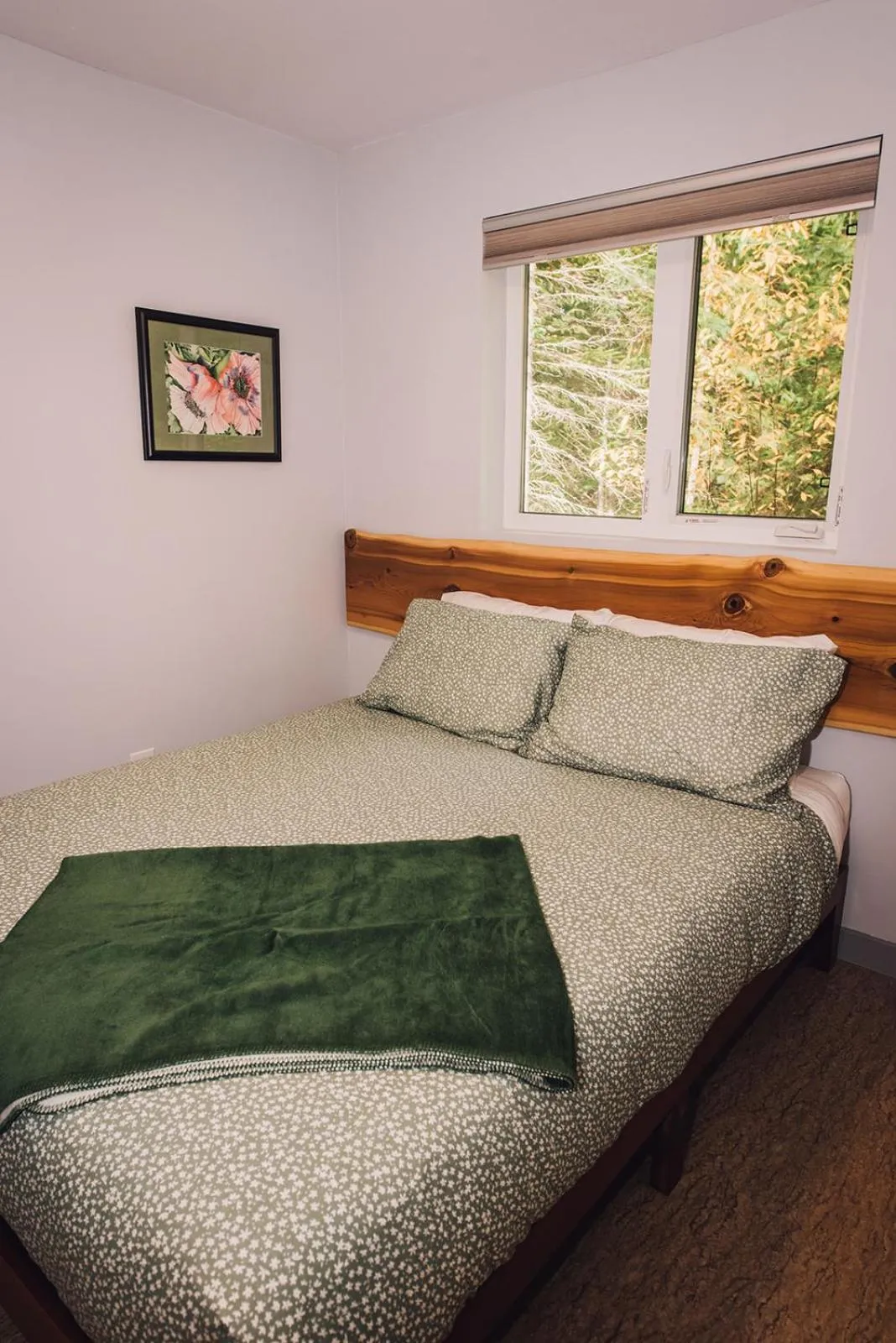Bedroom, Bed in Across the Creek Cabins