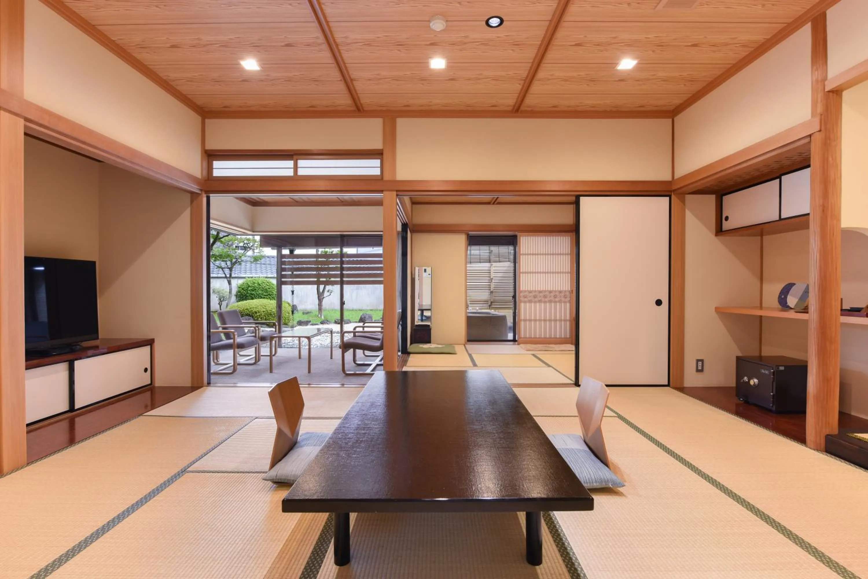 Photo of the whole room in Furuya Ryokan