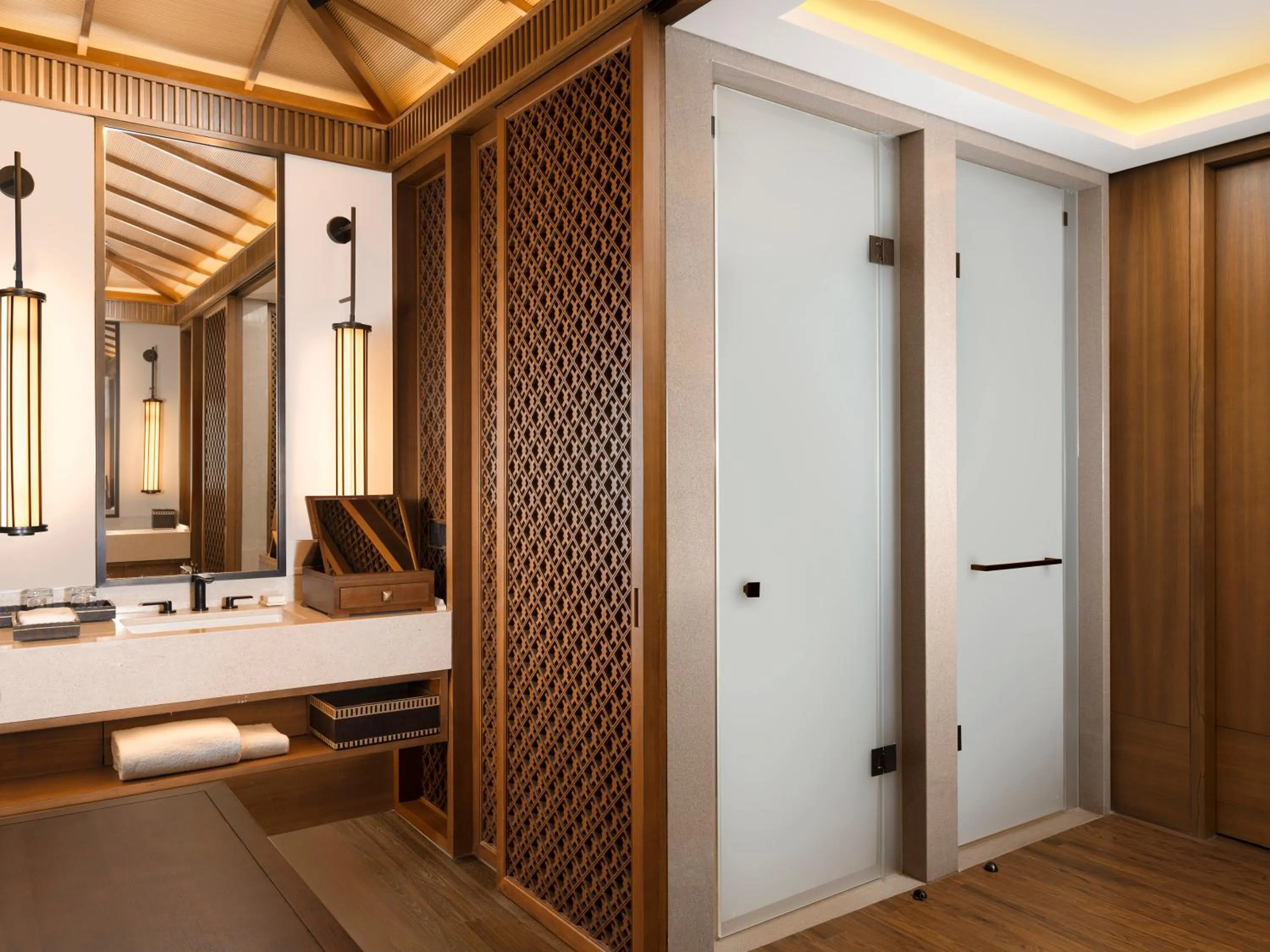 Bathroom in Le Méridien Shimei Bay Beach Resort & Spa