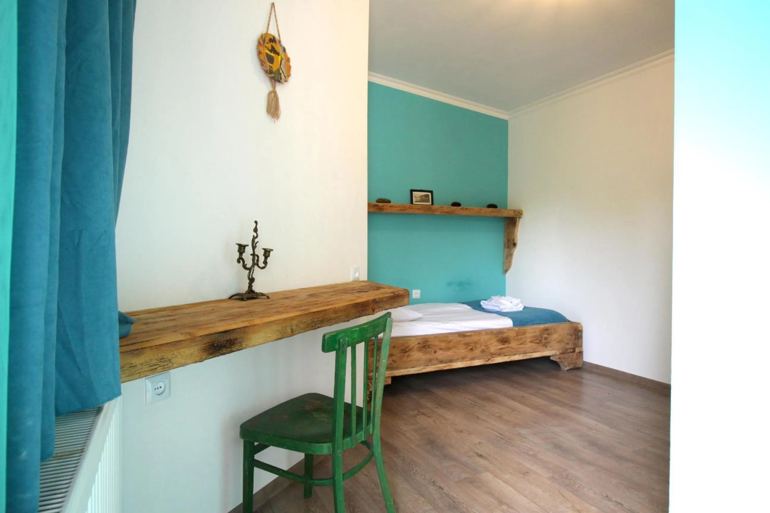 Decorative detail, Bed in Insomnia