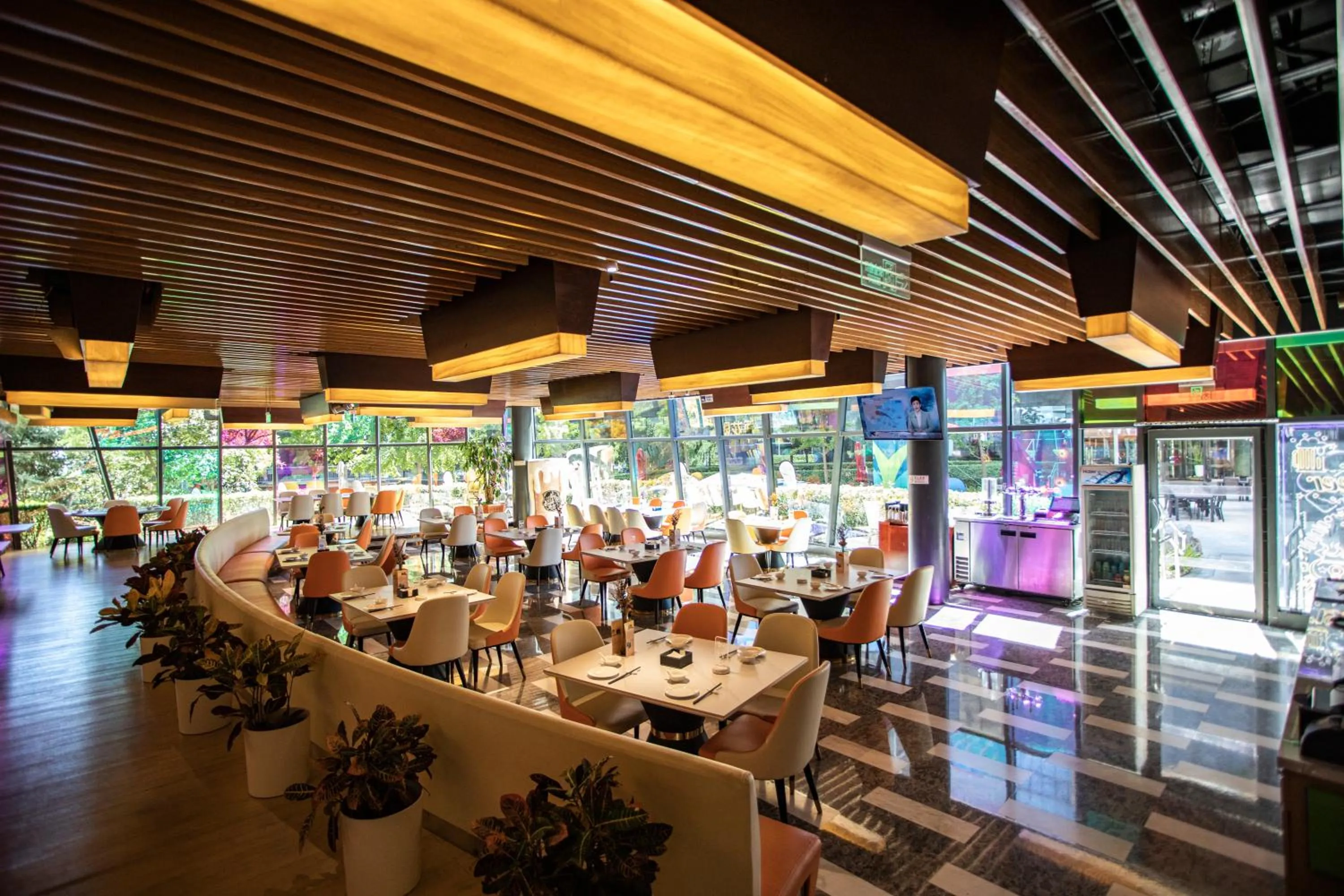 Restaurant/places to eat in Aloft Beijing, Haidian