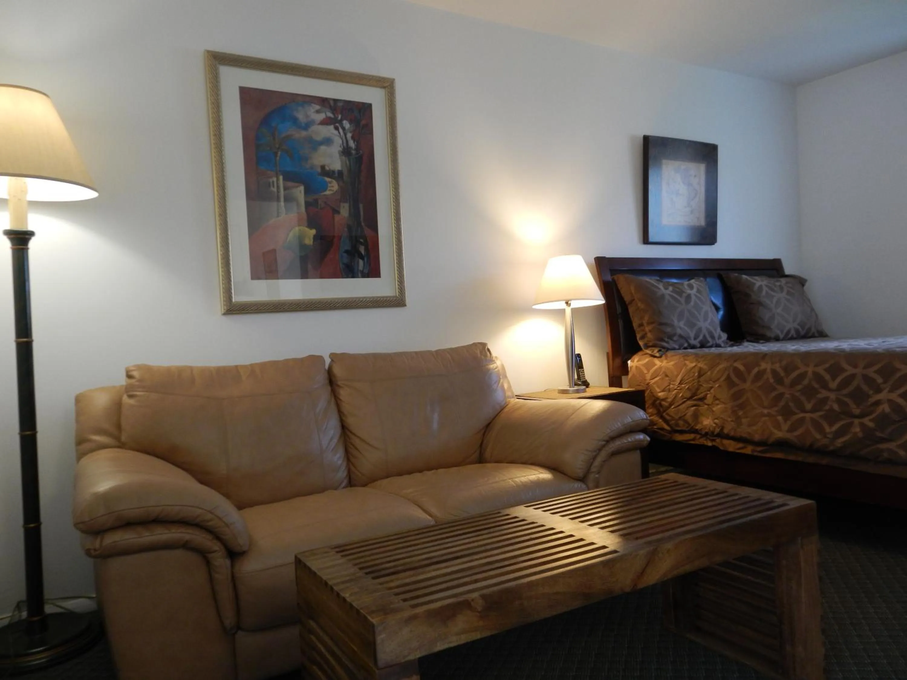 Shell Motel Hollywood