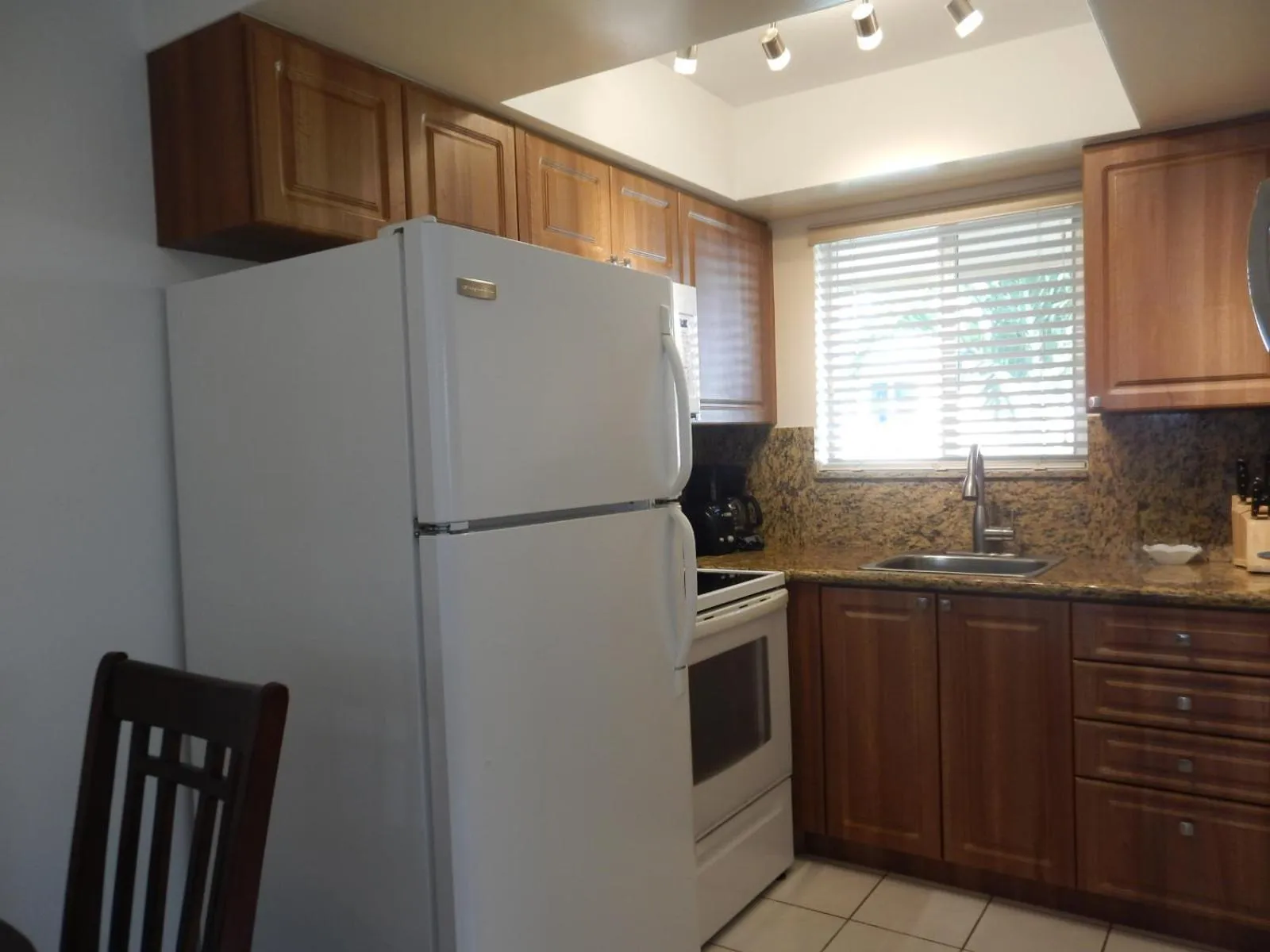 Shell Motel Hollywood