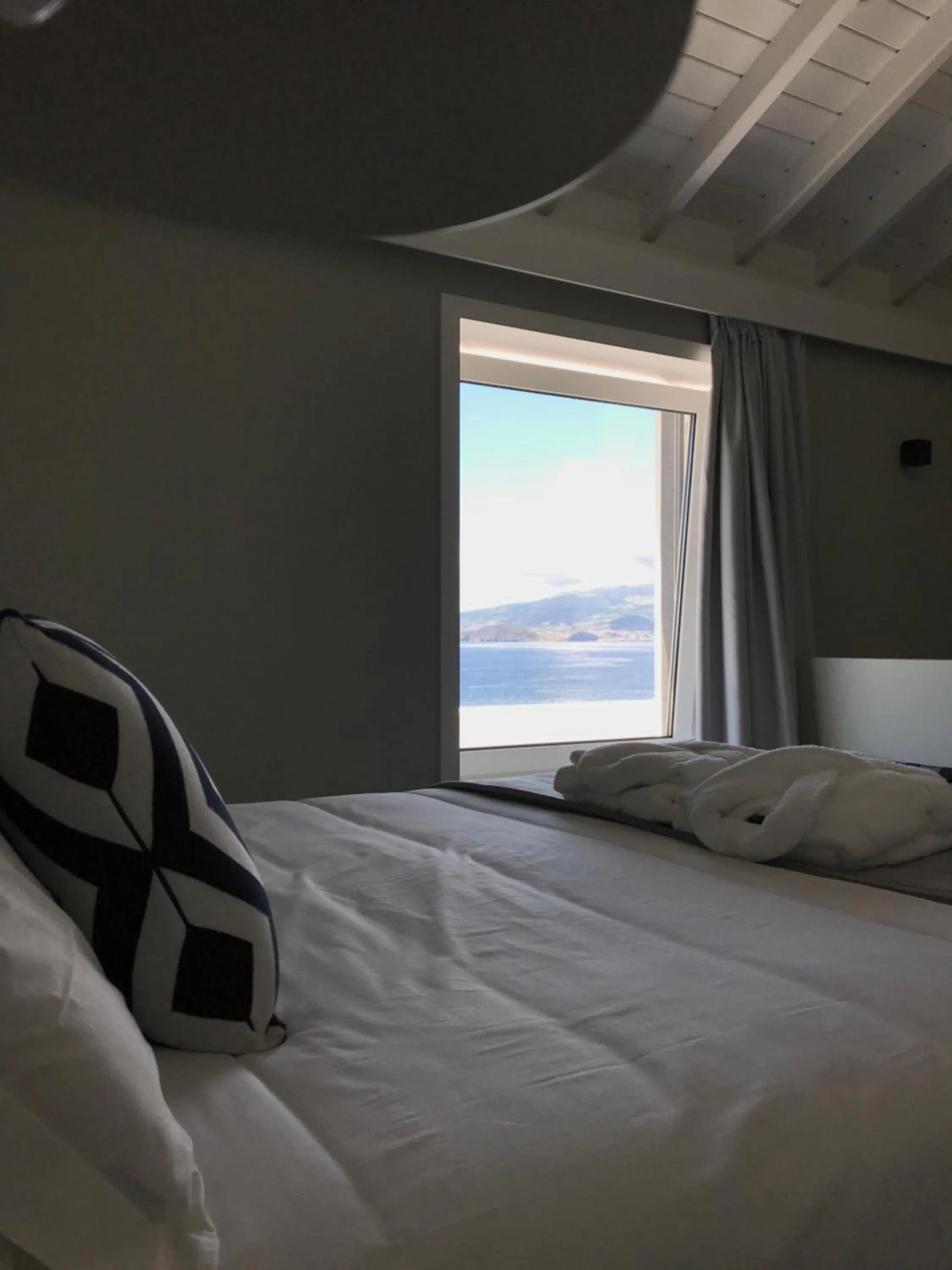 Day, Bed in Vinhas do Calhau