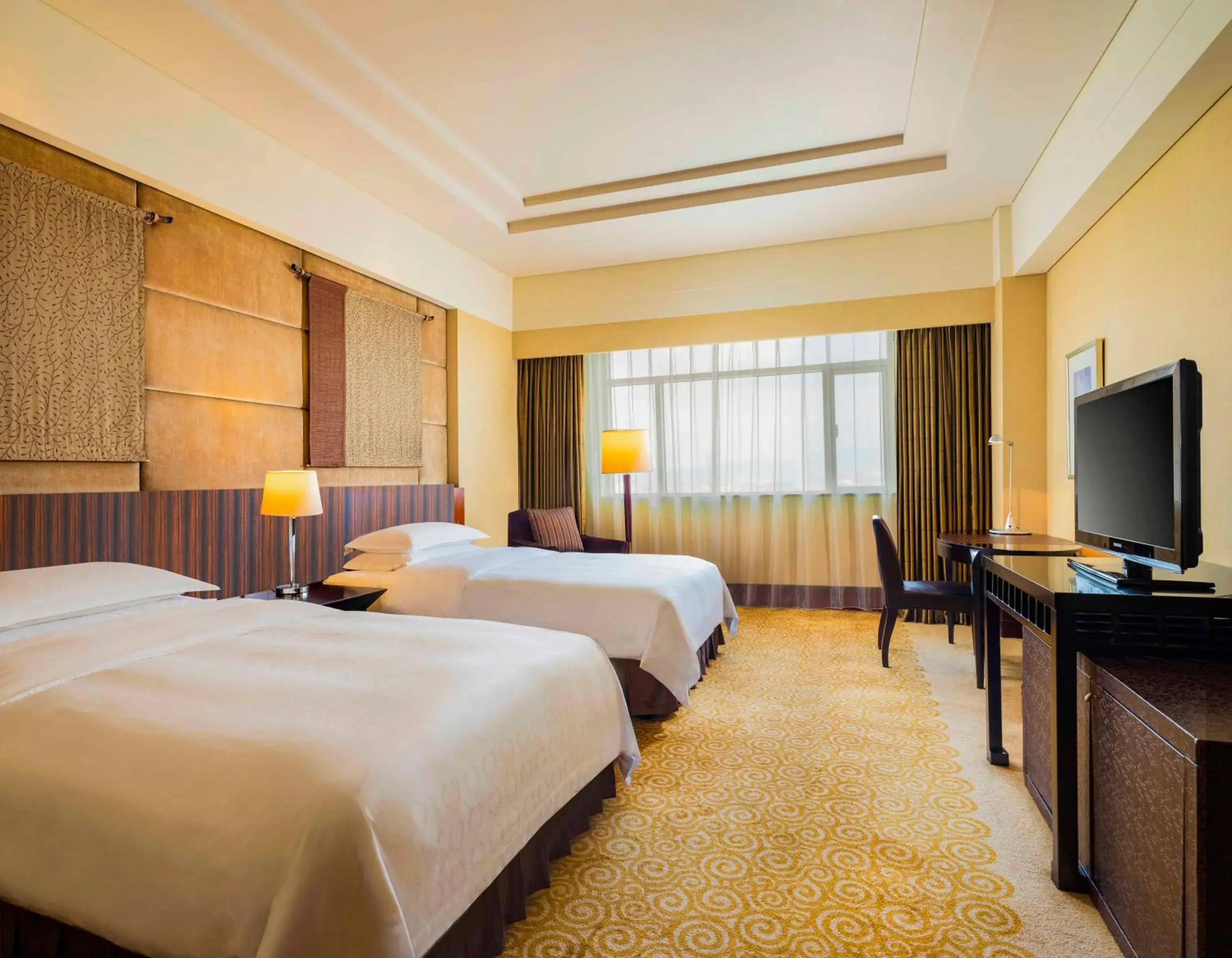 Superior Twin Bed Room in Sheraton Dongguan Hotel Superior Twin Bed Room in Sheraton Dongguan Hotel