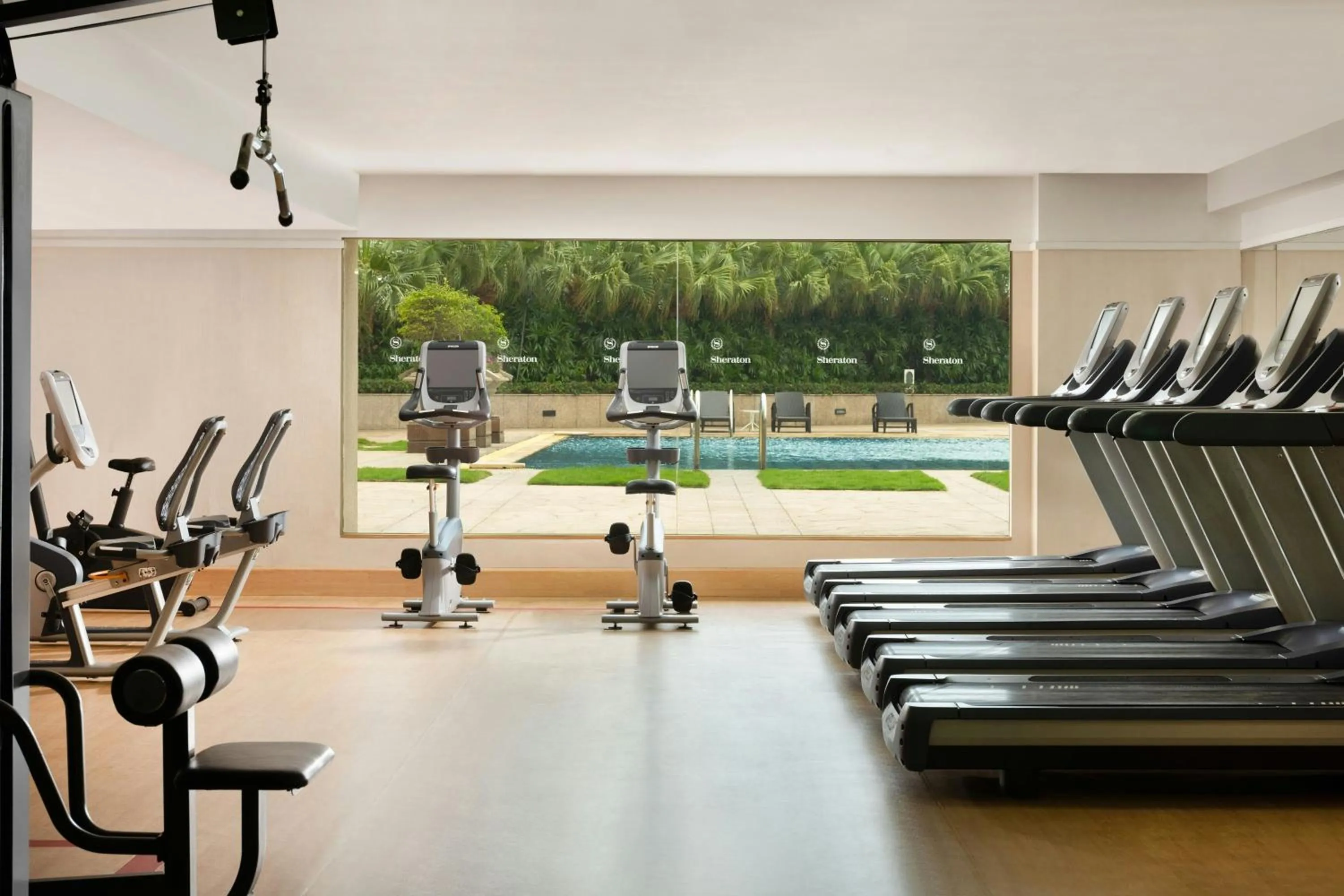 Fitness centre/facilities in Sheraton Dongguan Hotel